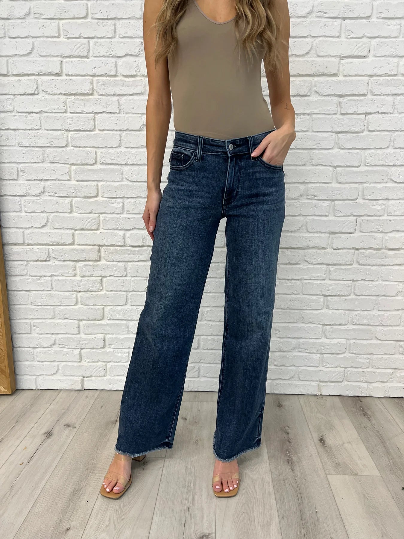 Mid Rise Vintage Wash Wide Leg Jeans by Judy Blue