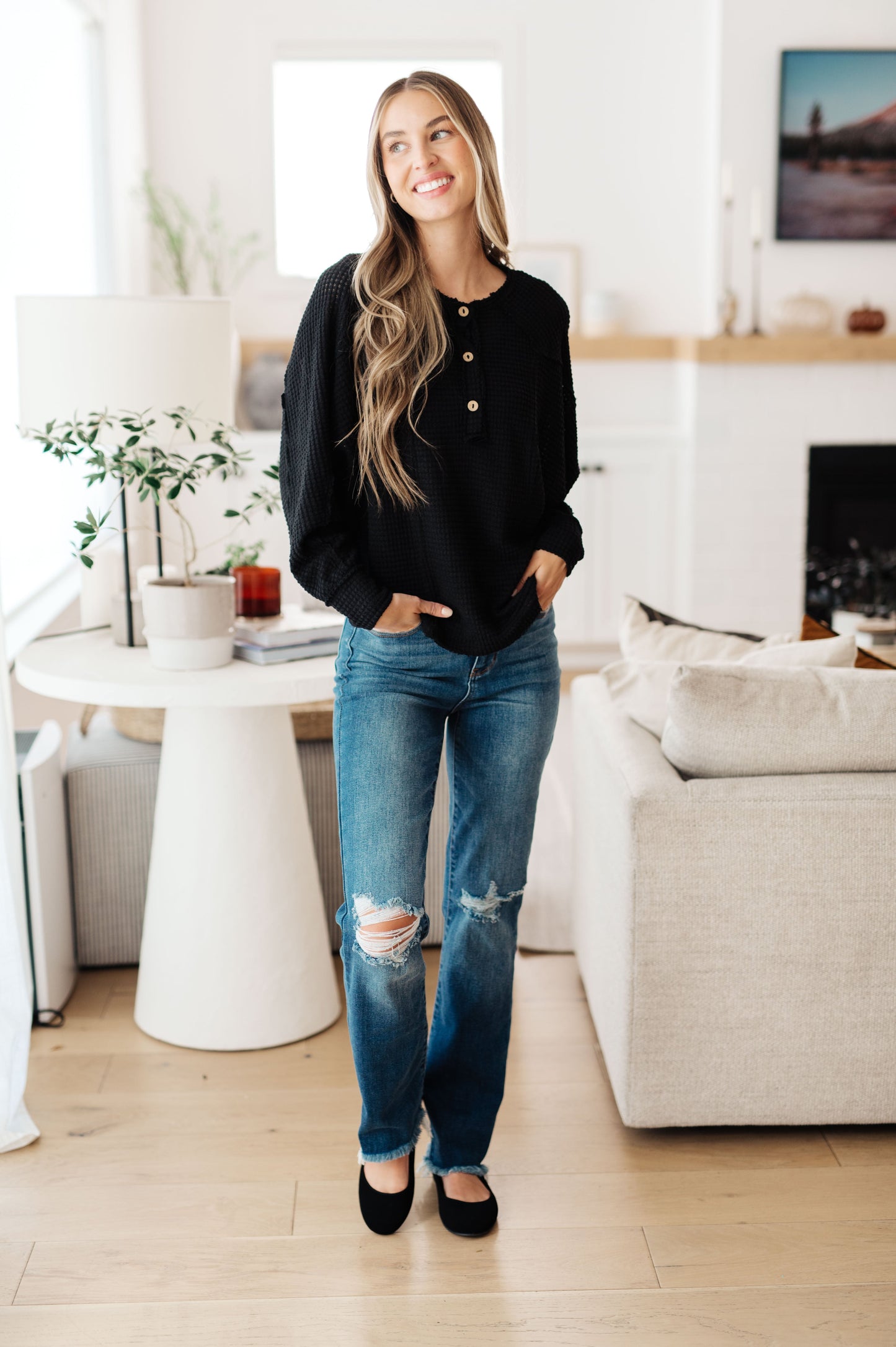 Black long sleeve Henley top by Sew in Love
Waffle Knit
Round Neckline
Button Up Henley
Relaxed Fit
64% Polyester, 34% Rayon, 2% Spandex
True to Size