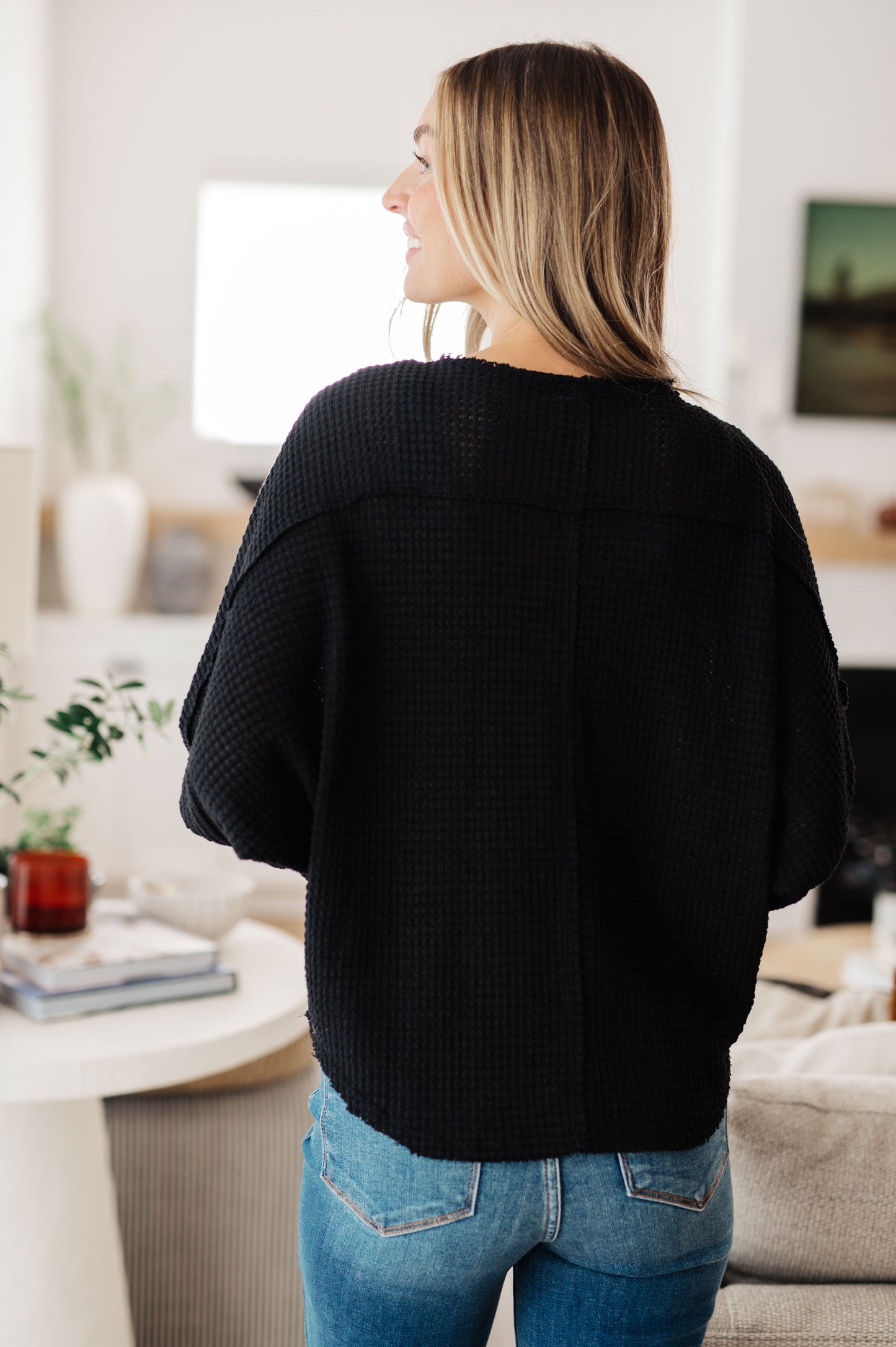Black long sleeve Henley top by Sew in Love
Waffle Knit
Round Neckline
Button Up Henley
Relaxed Fit
64% Polyester, 34% Rayon, 2% Spandex
True to Size