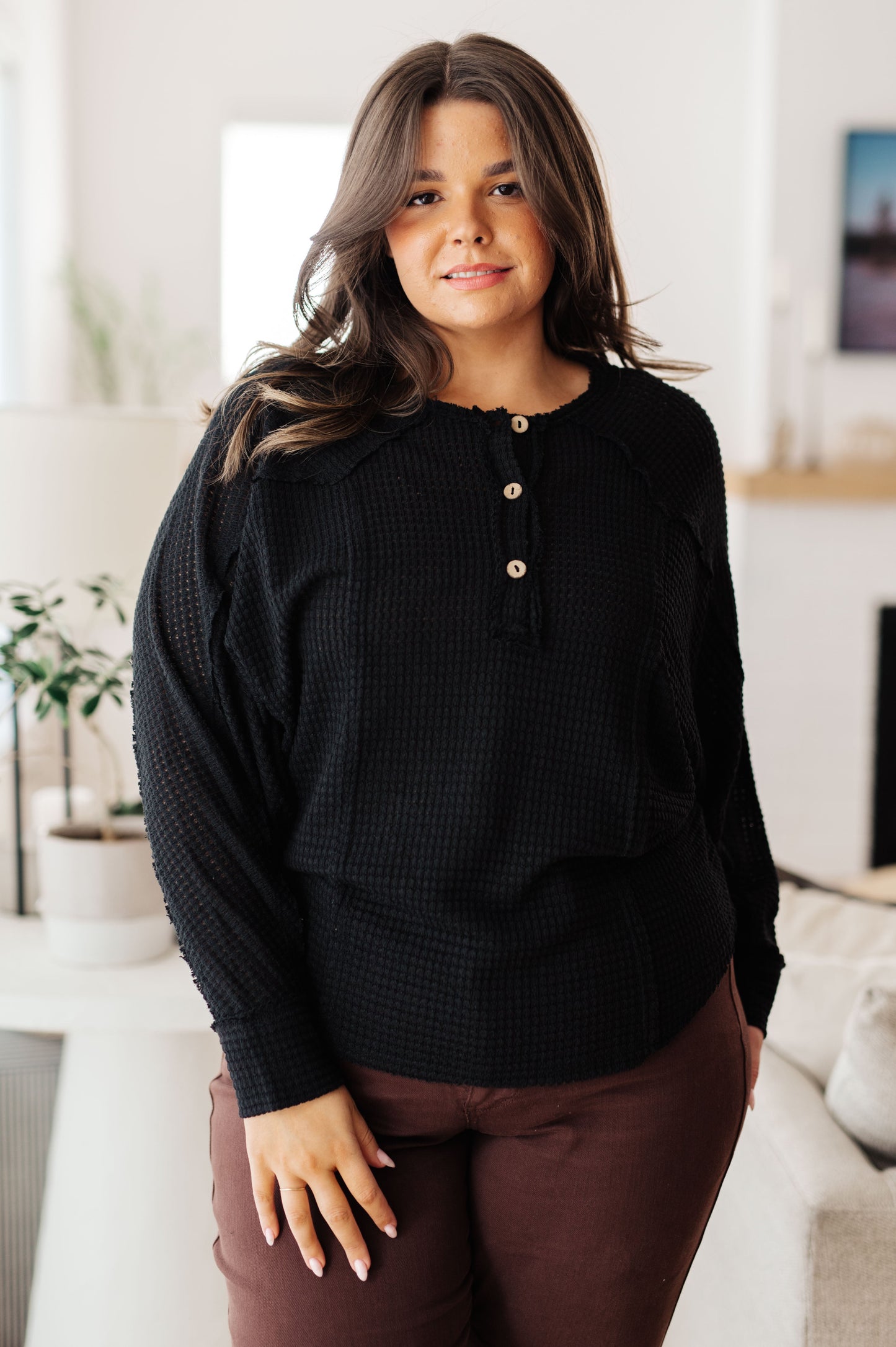 Black long sleeve Henley top by Sew in Love
Waffle Knit
Round Neckline
Button Up Henley
Relaxed Fit
64% Polyester, 34% Rayon, 2% Spandex
True to Size