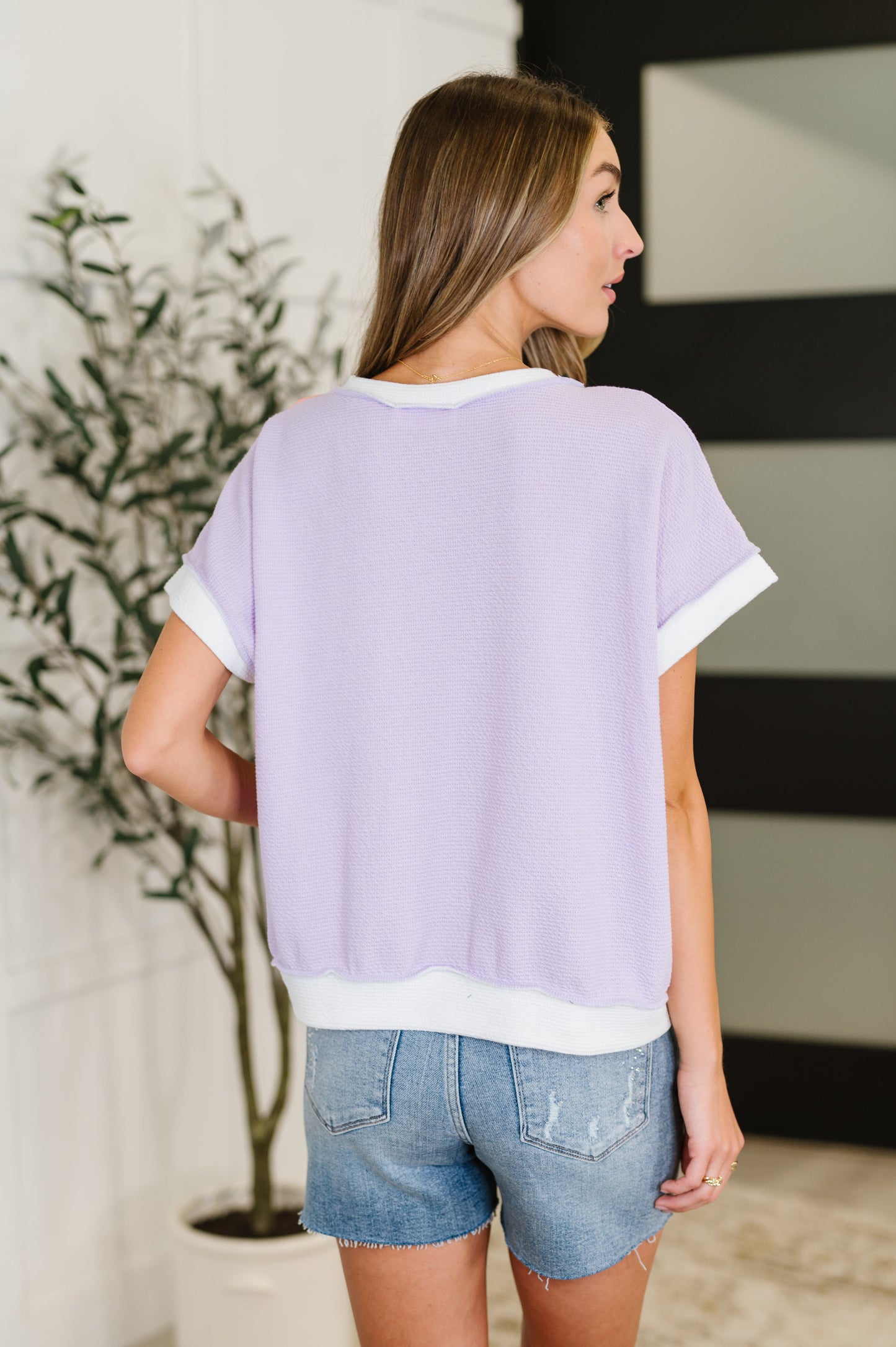 color block-patterned short sleeve shirt in Lilac, Orange and Denim