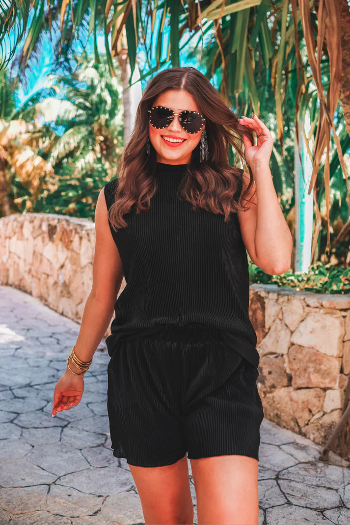 Black pleated short sleeve short set
