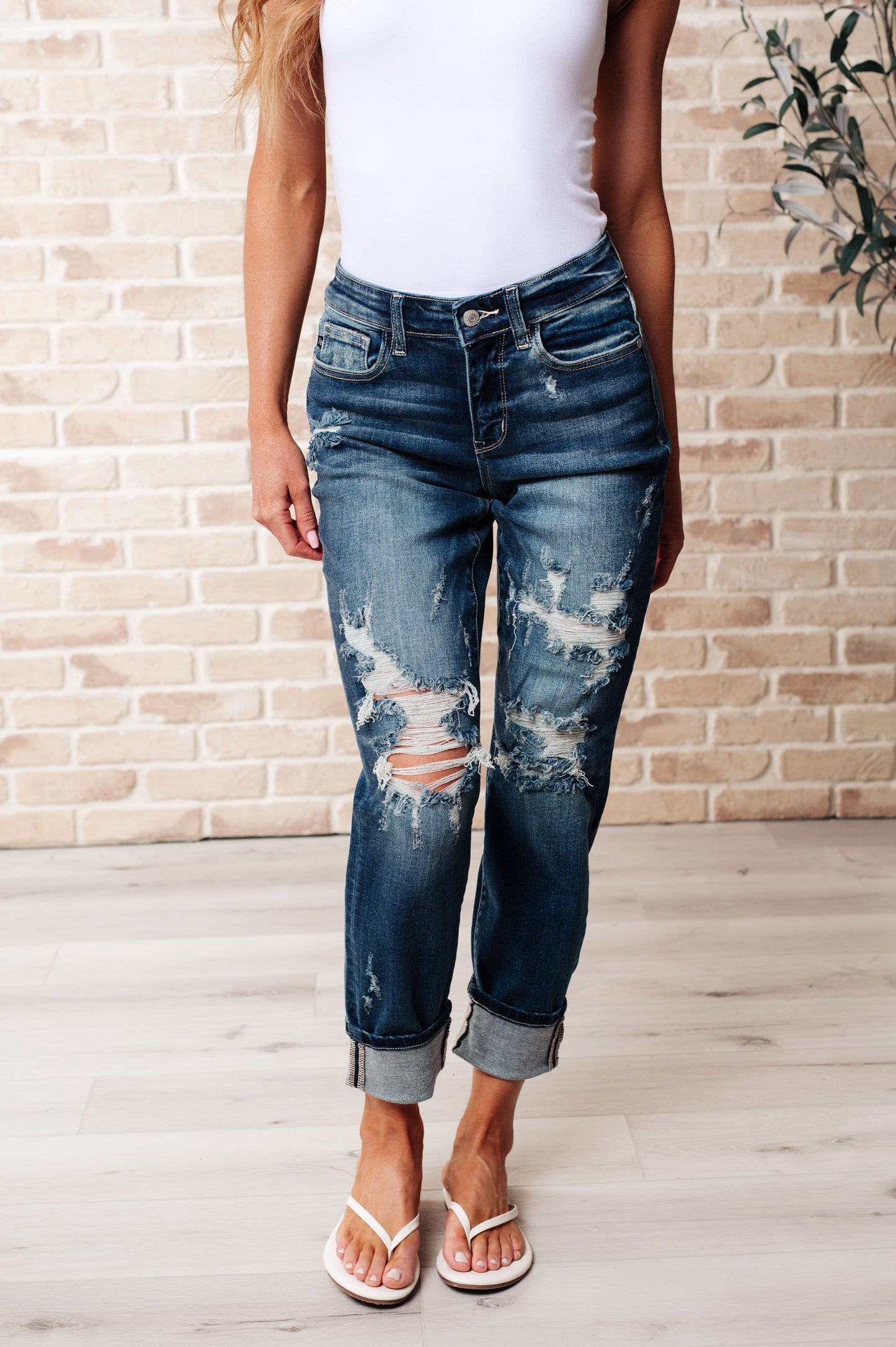 Judy Blue Mid Rise distressed blue jeans