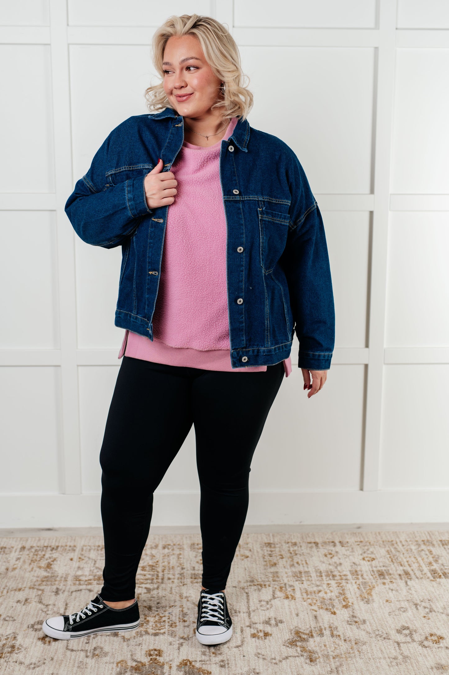 Denim Jacket
Collared Neckline
Full Front Button Closures
Functional Chest Patch Pockets
Sleeve Cuff Button Closure
Back Pleat Detail
75% Cotton, 25% Polyester
True to Size