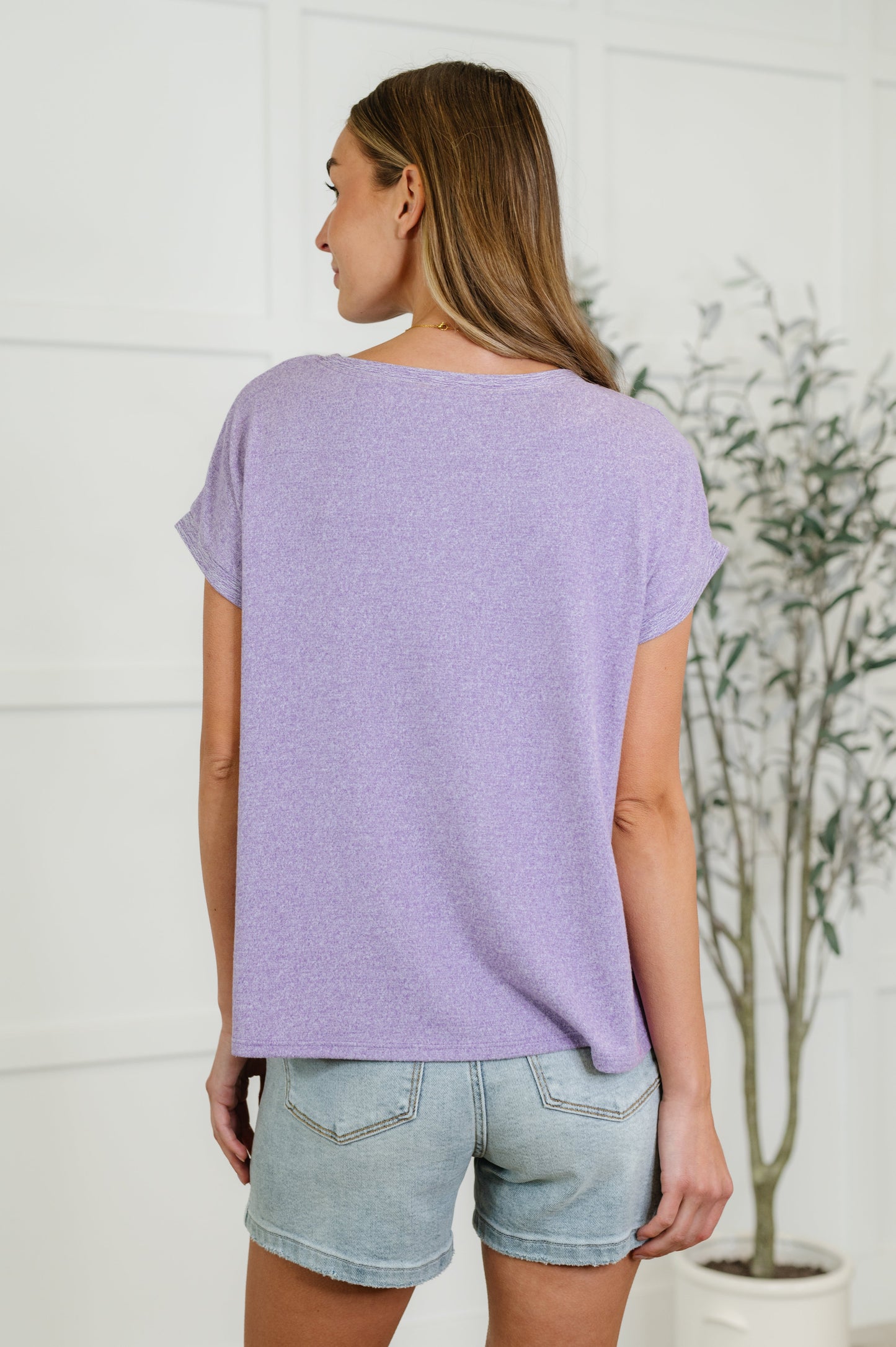 Heathered short sleeve Basic Tee in Lavender