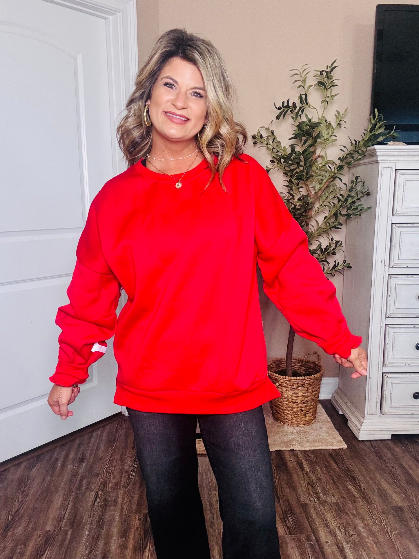 Santa’s Coming Graphic Scuba Oversized Sweatshirt