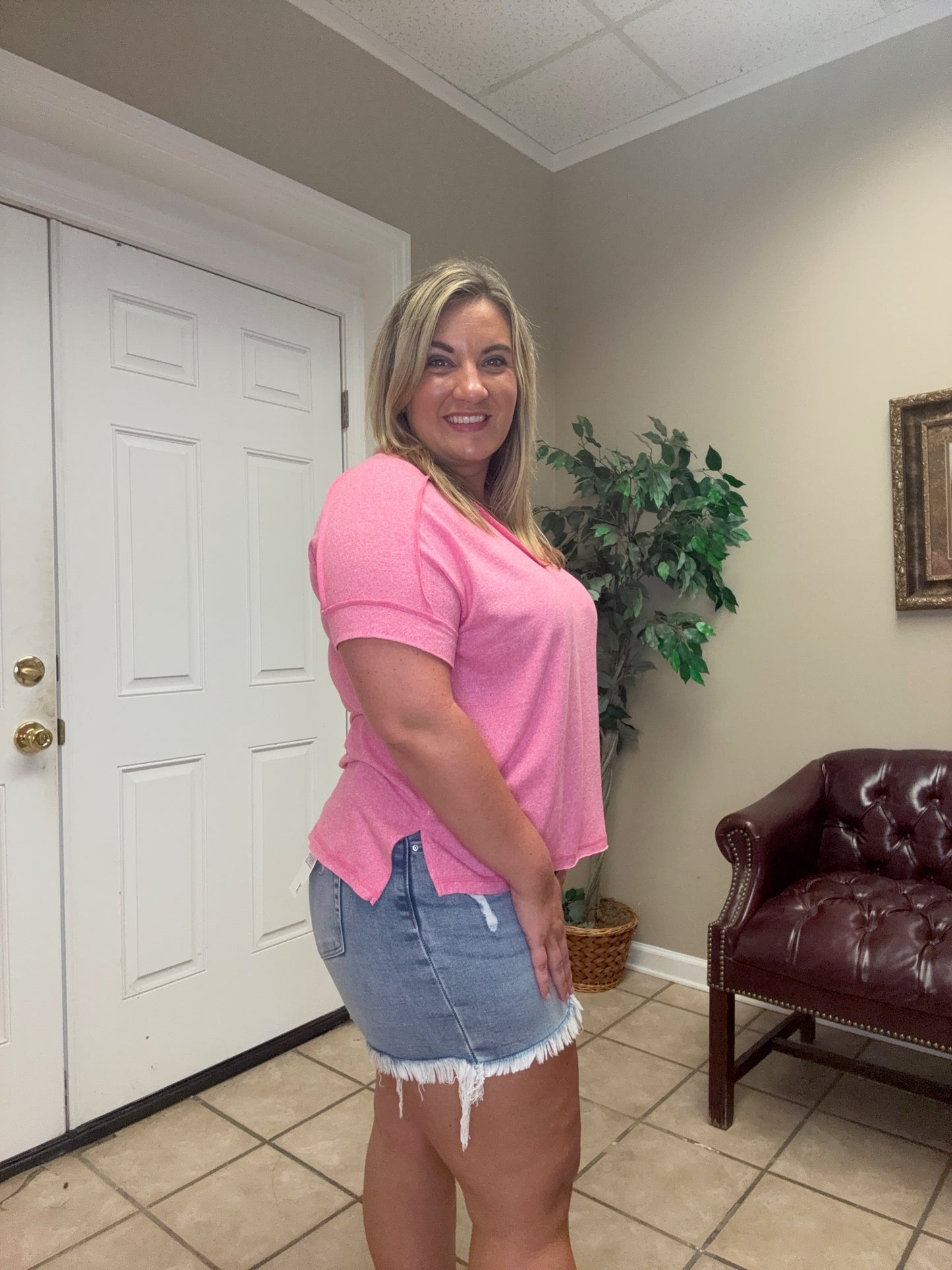 Soft Melange Hacci V Neck Short Sleeve Hi Low Tee in Fuchsia by Zenana