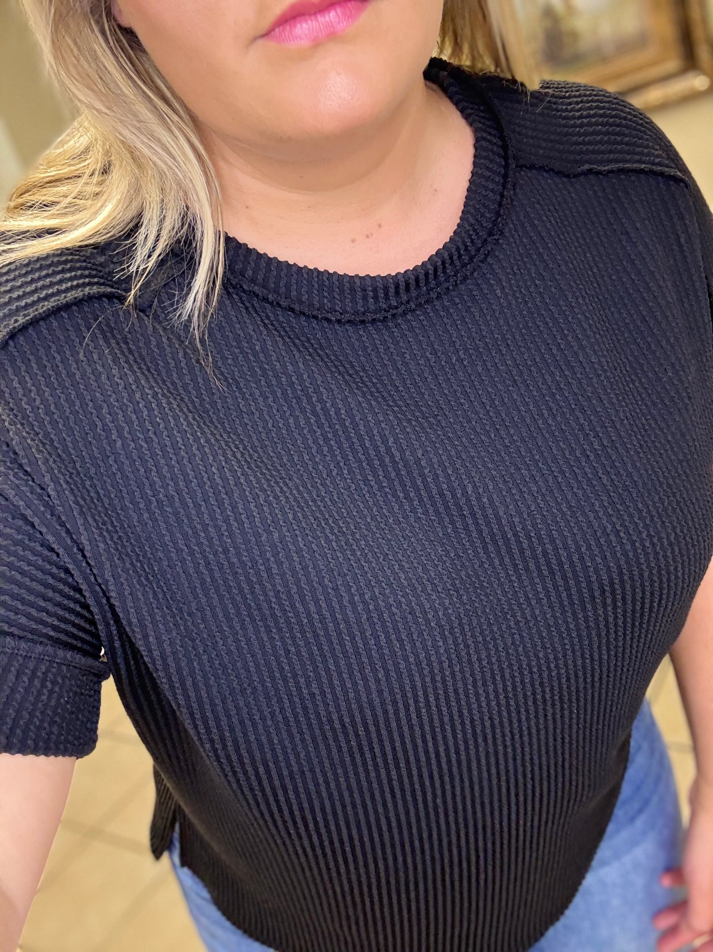 Corded Rib Cuff Sleeve Raw Edge Top In Black