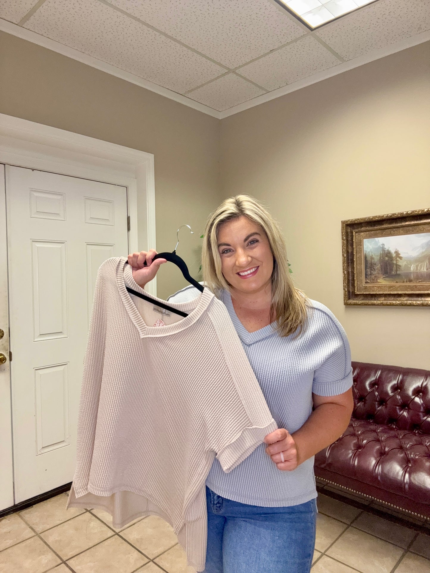 Corded Rib Short Sleeve High Low V Neck Top