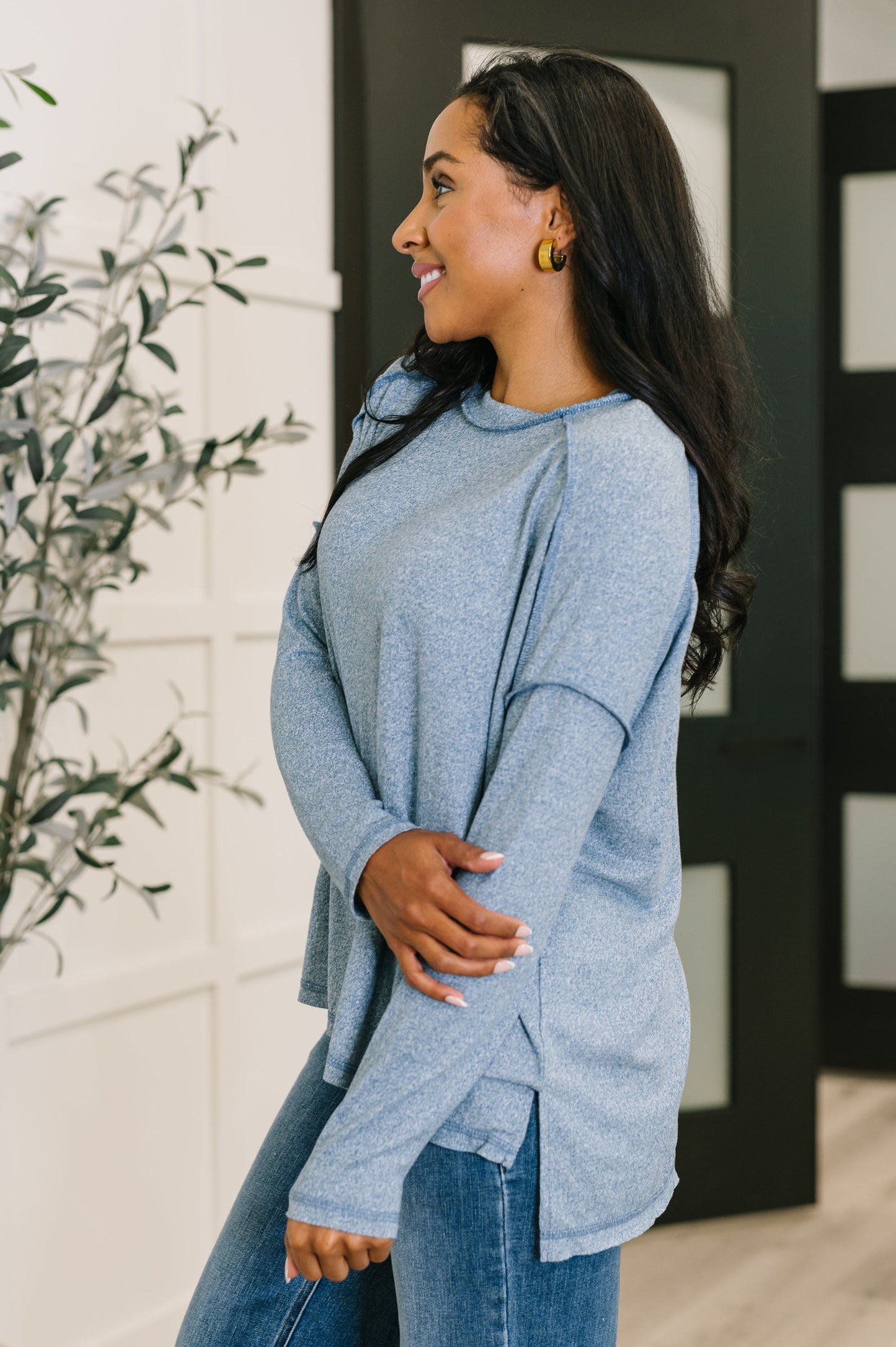 Long sleeve Brushed French Terry top by Zenana in Dusty Blue
High Stretch
Banded, Round Neckline
Drop Shoulder
Stepped Hem
Exposed Seam
95% Polyester, 5% Spandex
True to Size