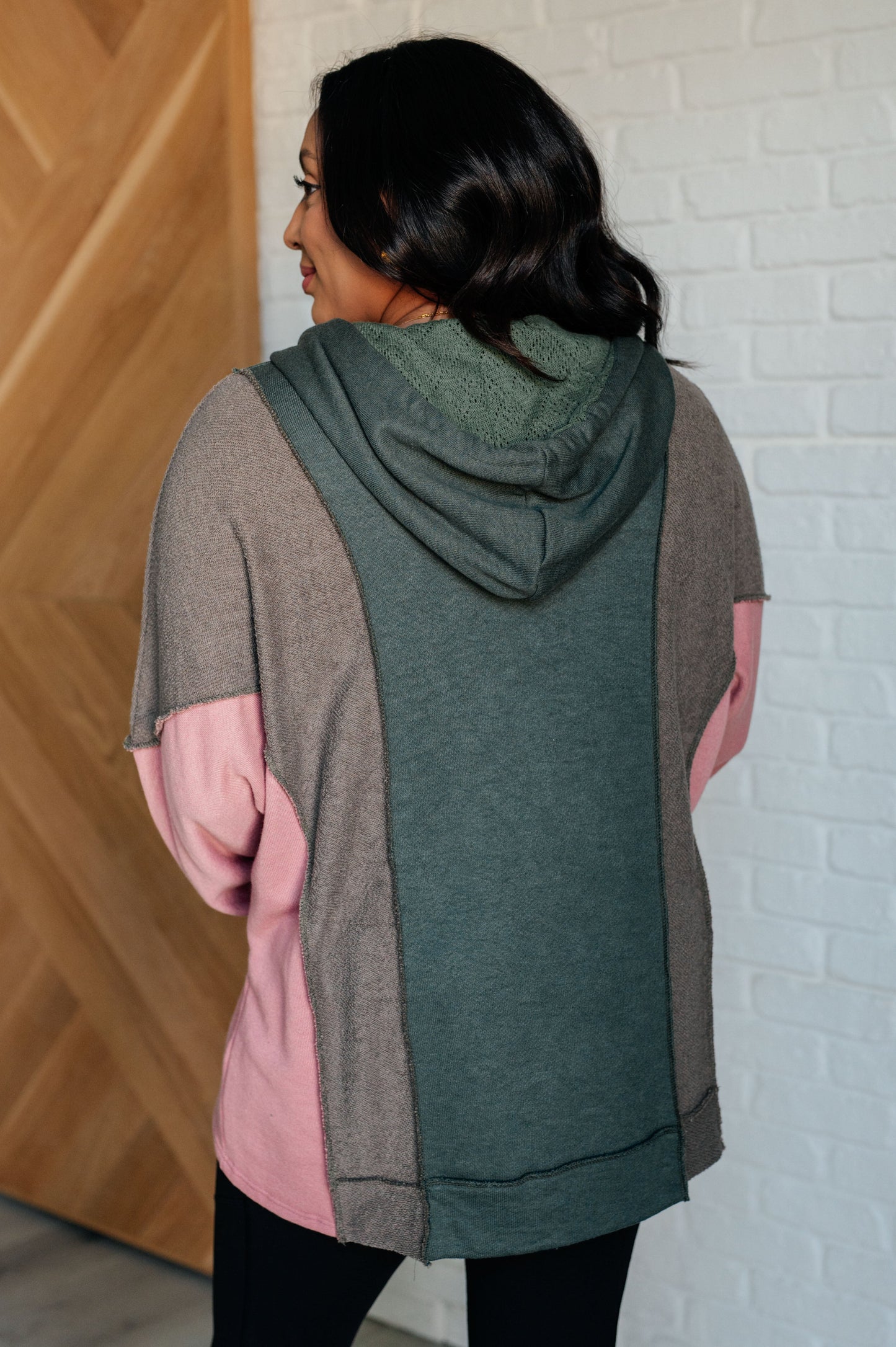 Color Block Hoodie by 7th Ray
French Terry
Reverse Details
Knit Lined Hood
Functional Drawstring
Dolman Sleeve
Exposed Seams
Banded Sleeve
High/Low Hem
42% Polyester, 40% Cotton, 18% Rayon
True to Size