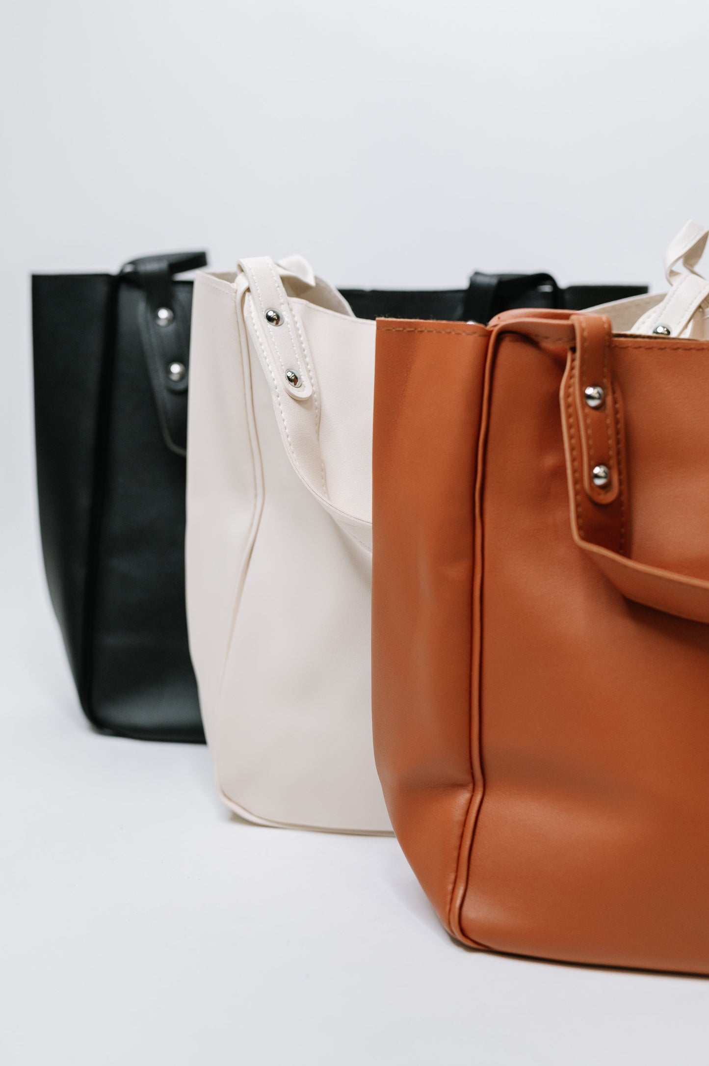 Shoulder Bag in Black