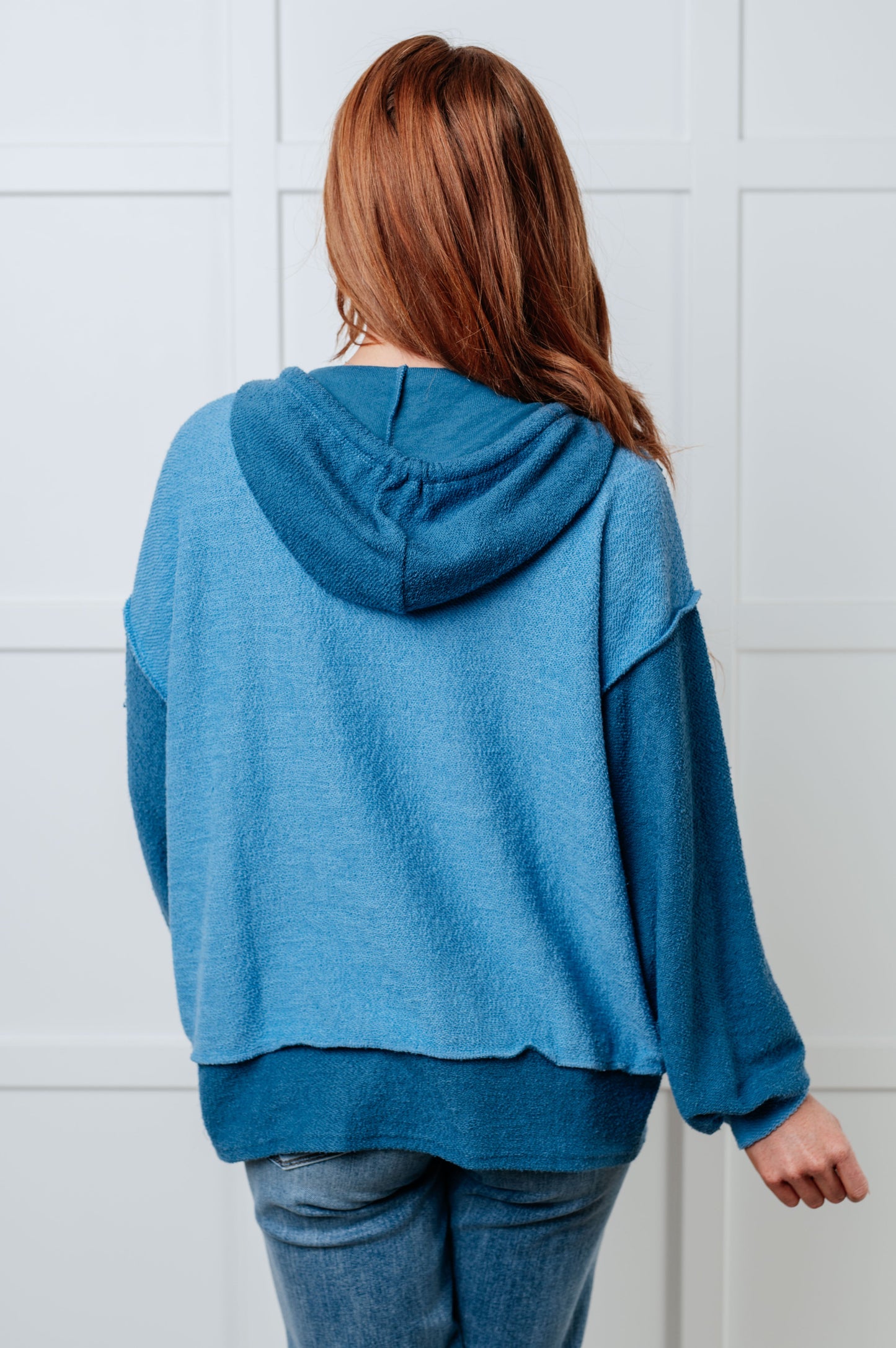 Blue French Terry Hoodie by Bibi
Hooded
Functional Drawstring
Dropped Shoulder
Exposed Seams
Banded Sleeve Cuff
Slit Hem
Stepped Hem
42% Polyester, 40% Cotton, 18% Rayon
True to Size