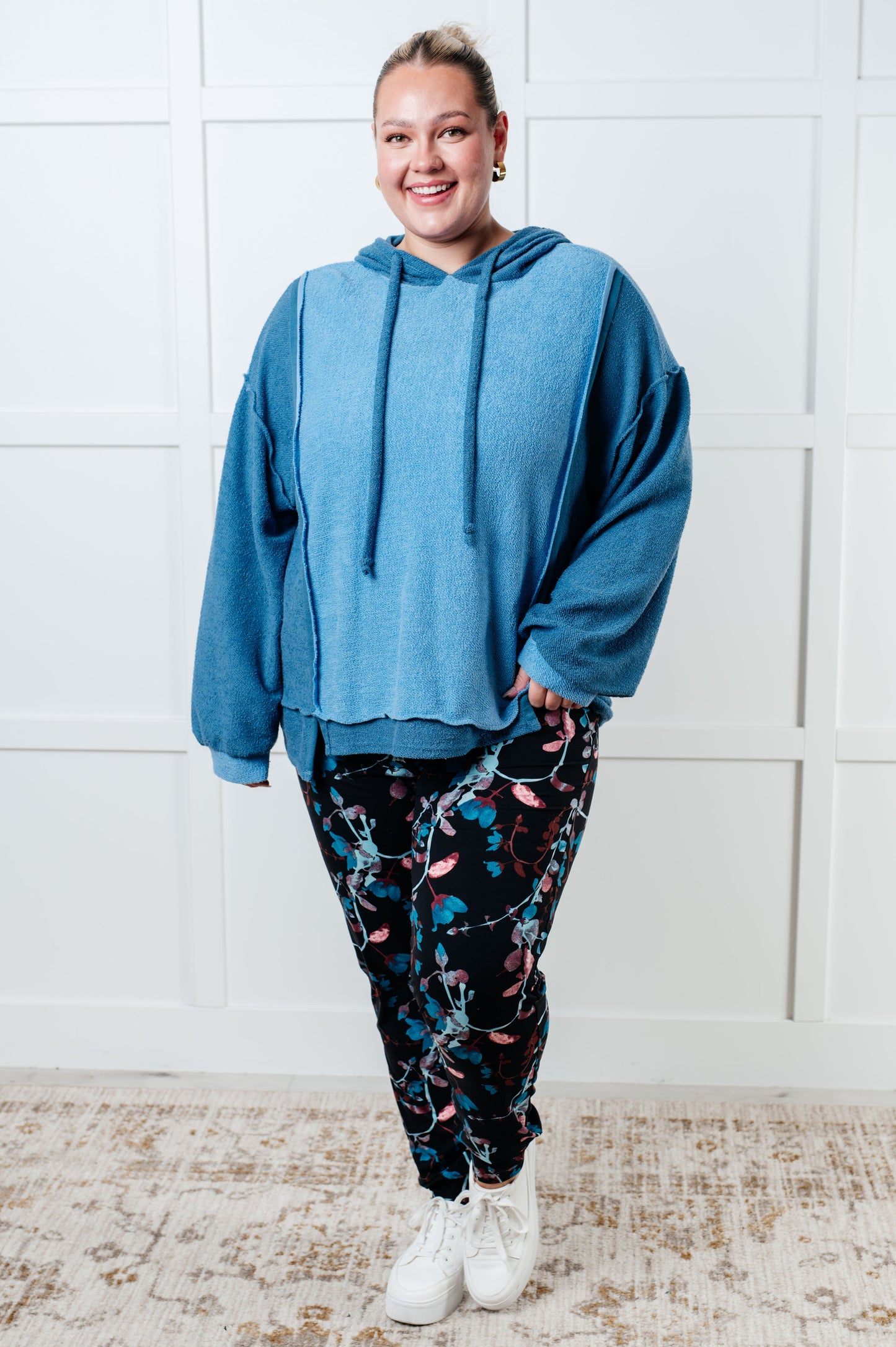Blue French Terry Hoodie by Bibi
Hooded
Functional Drawstring
Dropped Shoulder
Exposed Seams
Banded Sleeve Cuff
Slit Hem
Stepped Hem
42% Polyester, 40% Cotton, 18% Rayon
True to Size
