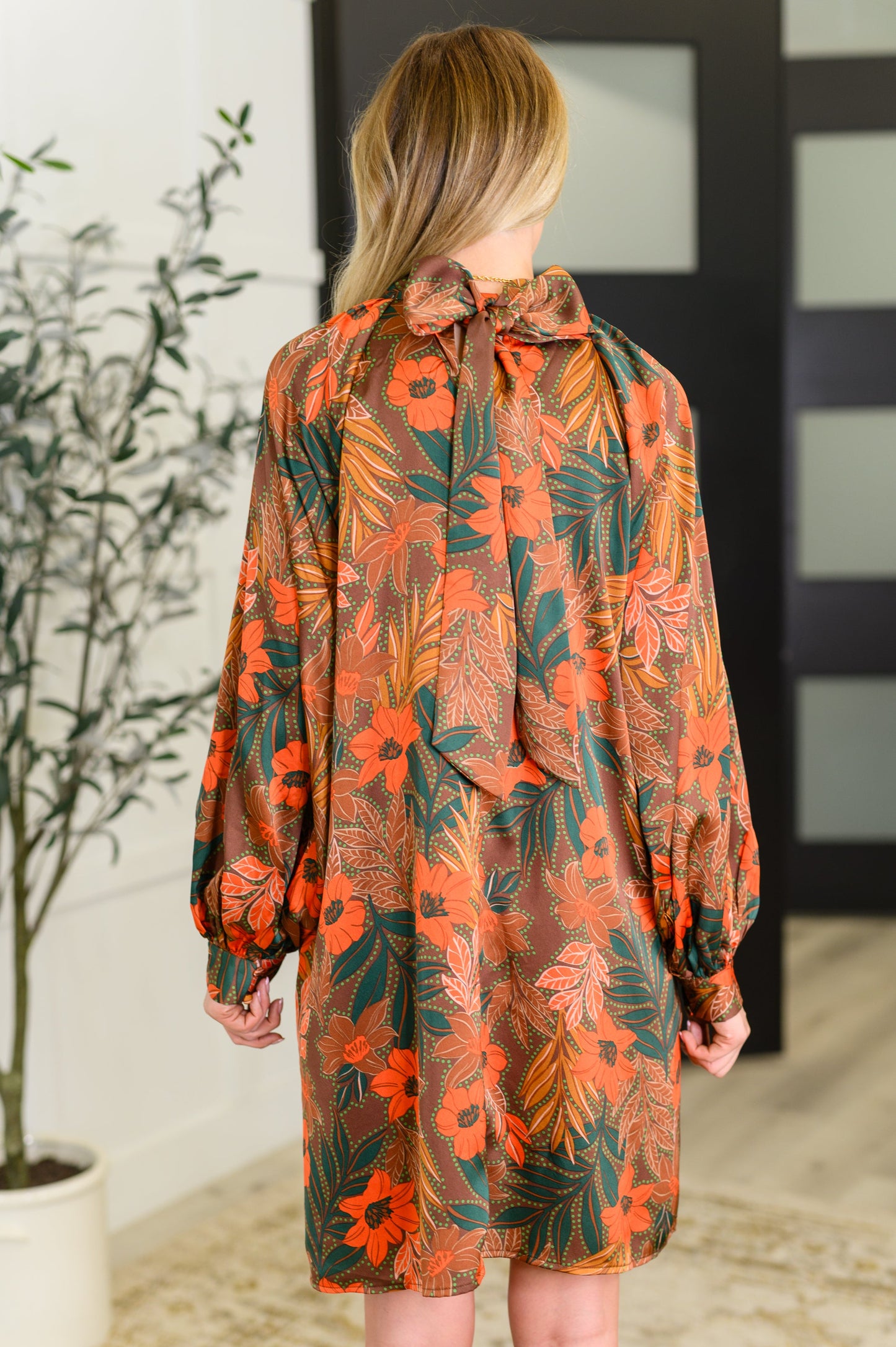 Long balloon sleeve dress by Oddi