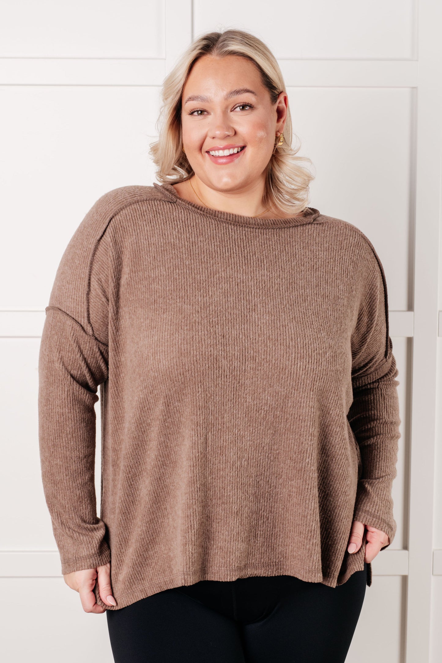 Mocha, ribbed Hacci long sleeve sweater by Zenana
Ribbed, Brushed Hacci
Banded Round Neckline
Drop Shoulder
Side Slit
Exposed Seam Details
82% Polyester, 15% Rayon, 3% Spandex
True to Size