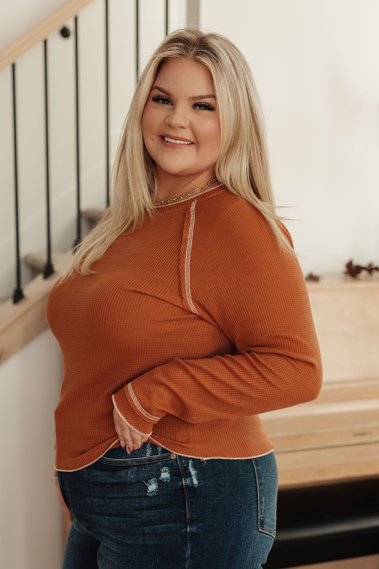 Long sleeve Lightweight Waffle Knit
Round Neckline
Exposed Seams
Contrast Stitching
Raglan Sleeve
95% Polyester, 5% Elastane
True to Size