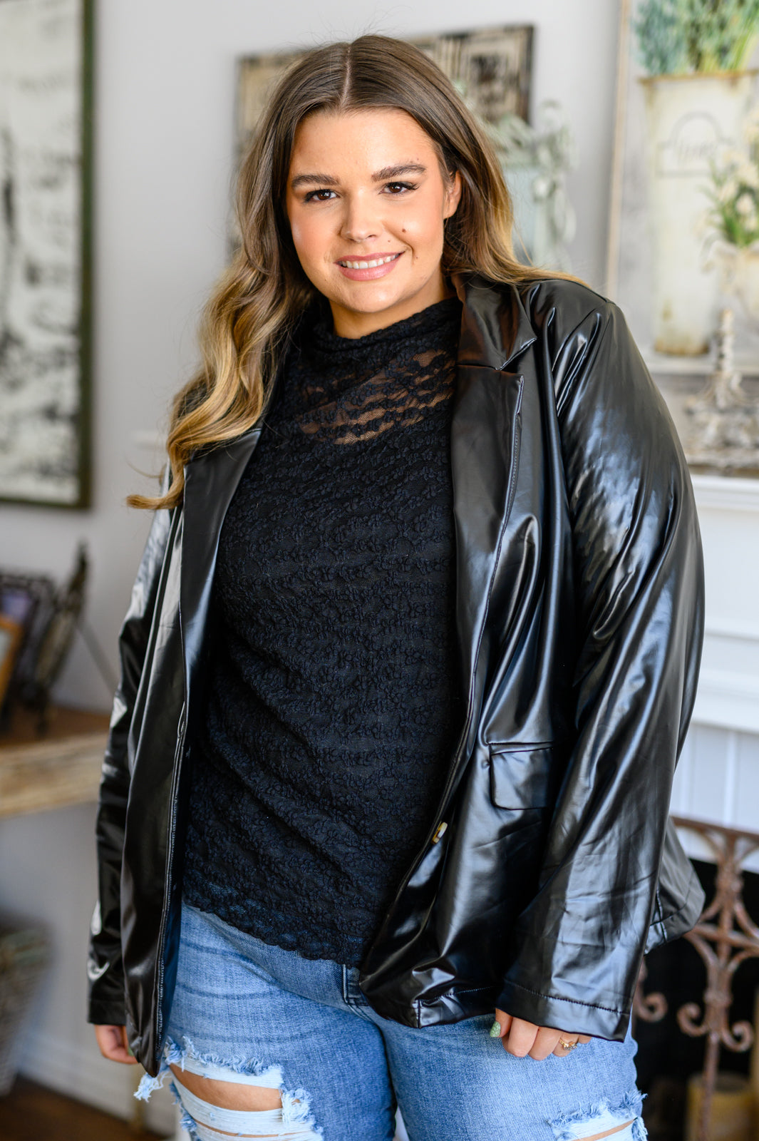 Black Faux Leather Blazer
Stretchy + Lightweight
60% Polyester, 40% Polyurethane
Wash cold, hang dry
True to size, if between sizes, size up
