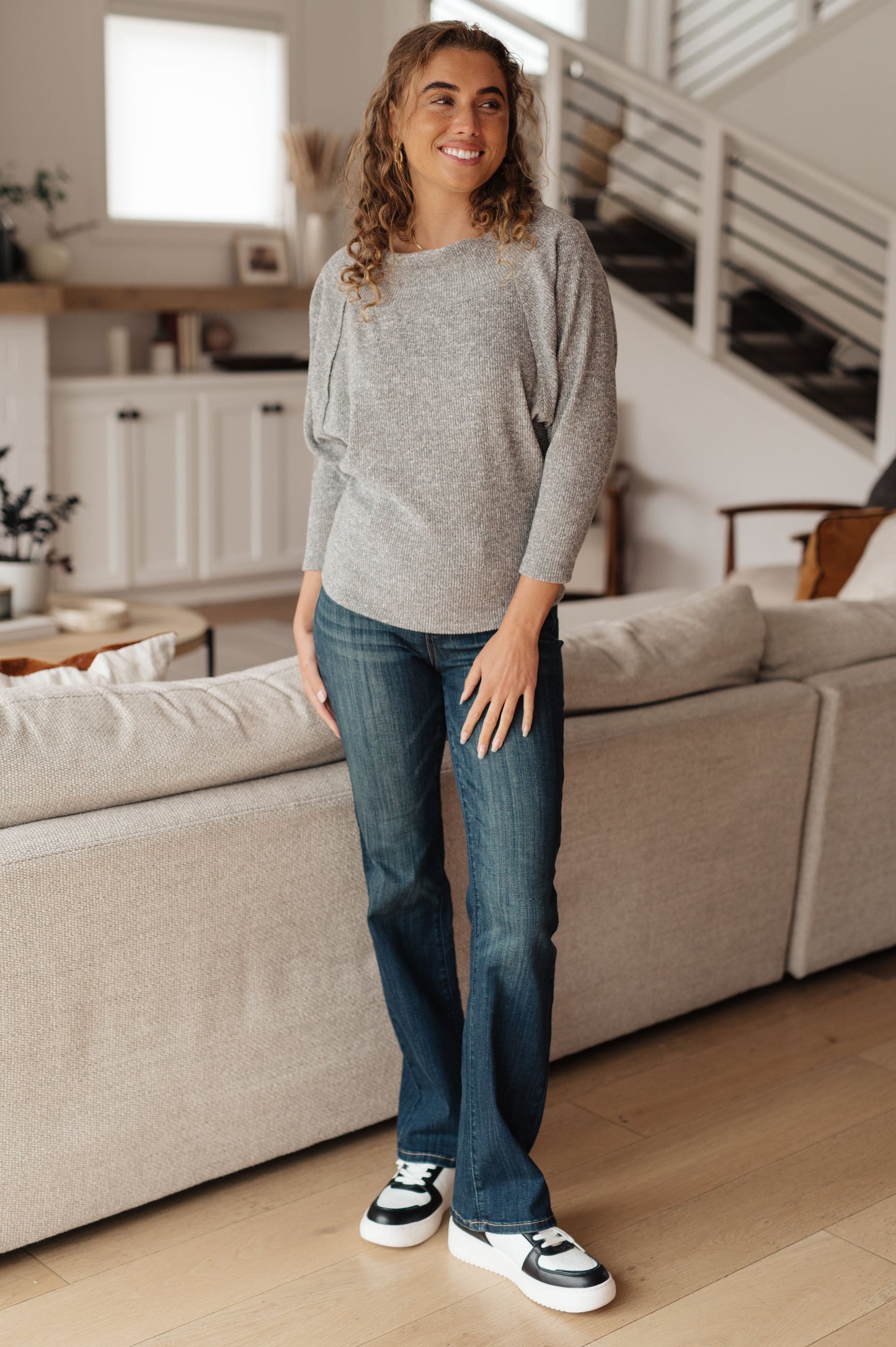 Grey long sleeve top by Sew IN Love
Textured Knit
Boat Neckline
Dolman Sleeves
Option to Wear Off the Shoulder
80% Polyester, 15% Rayon, 5% Spandex
True to Size