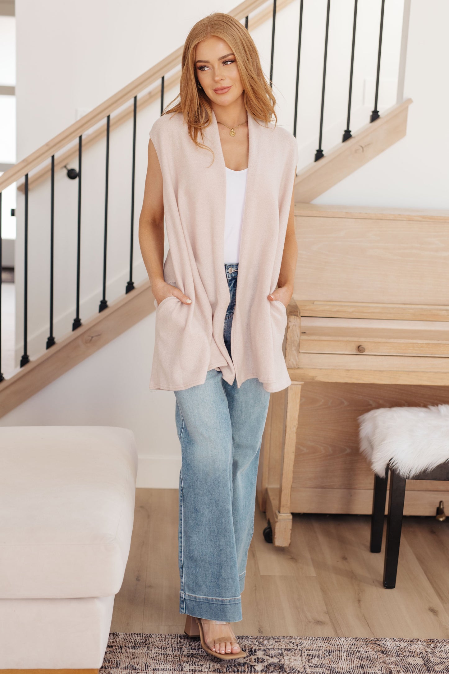 Beige sleeveless cardigan by White Birch
Lightweight Sweater Knit
Shawl Collar
Sleeveless
Pockets
Open Front
95% Polyester, 5% Spandex
True to Size