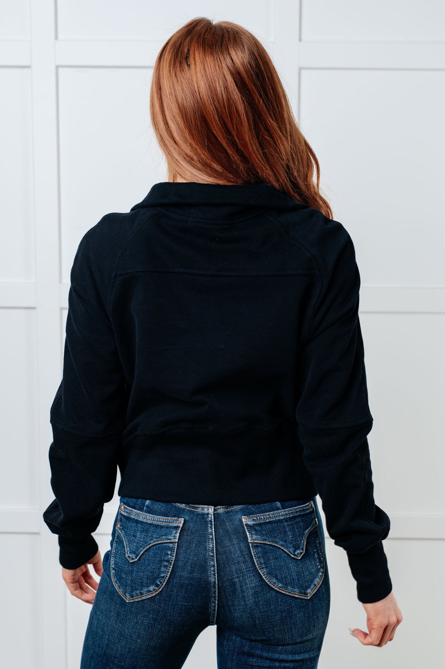 Zip Pullover in Black