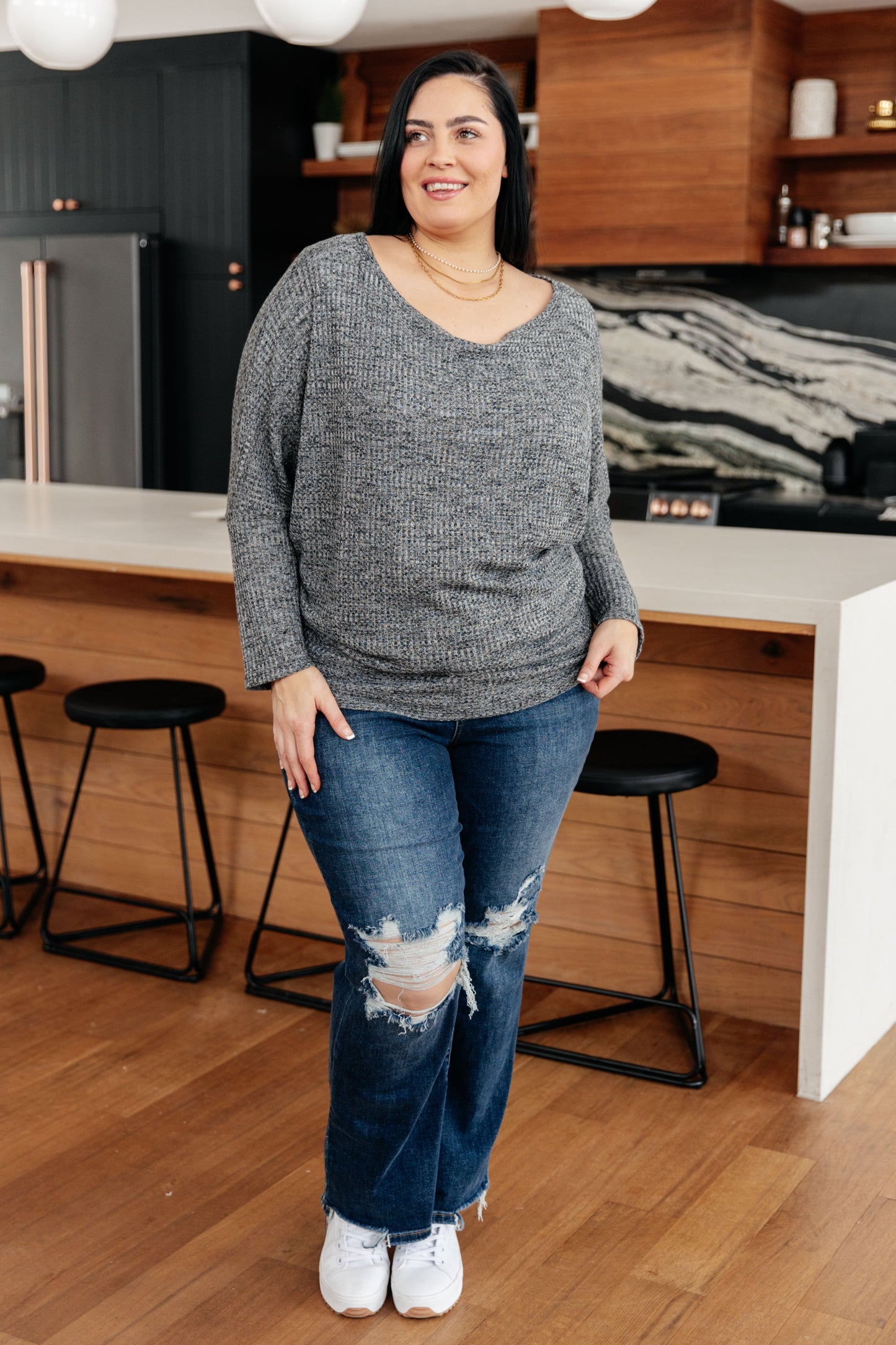 Waffle Jersey Knit
Boat Neckline
Dolman Sleeves
Relaxed Fit
95% Polyester, 5% Spandex
True to Size