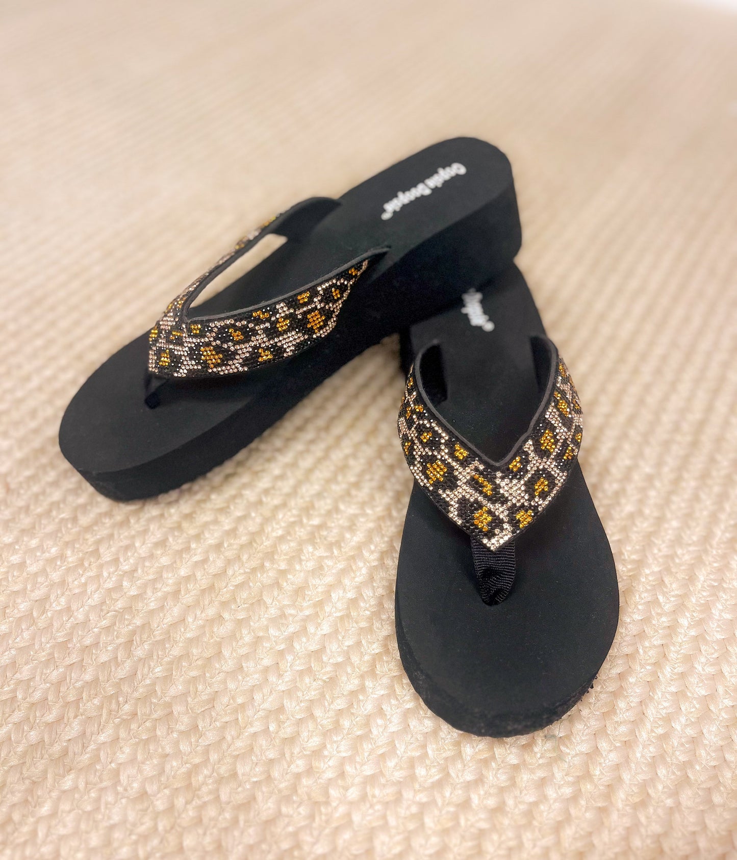 Rhinestone sandal in Cheetah