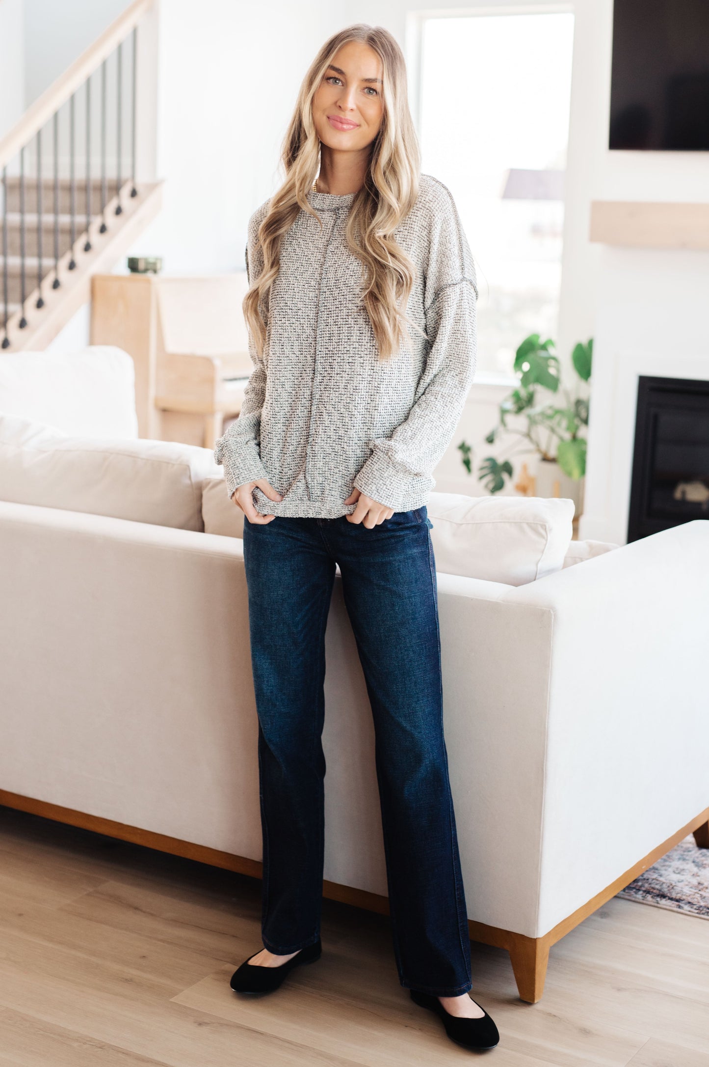 Long sleeve Lightweight Waffle Knit sweater by Shopin LA
Round Neckline
Dropped Shoulder
Exposed Seams
Slim Fit
47% Cotton, 51% Polyester, 2% Spandex
True to Size