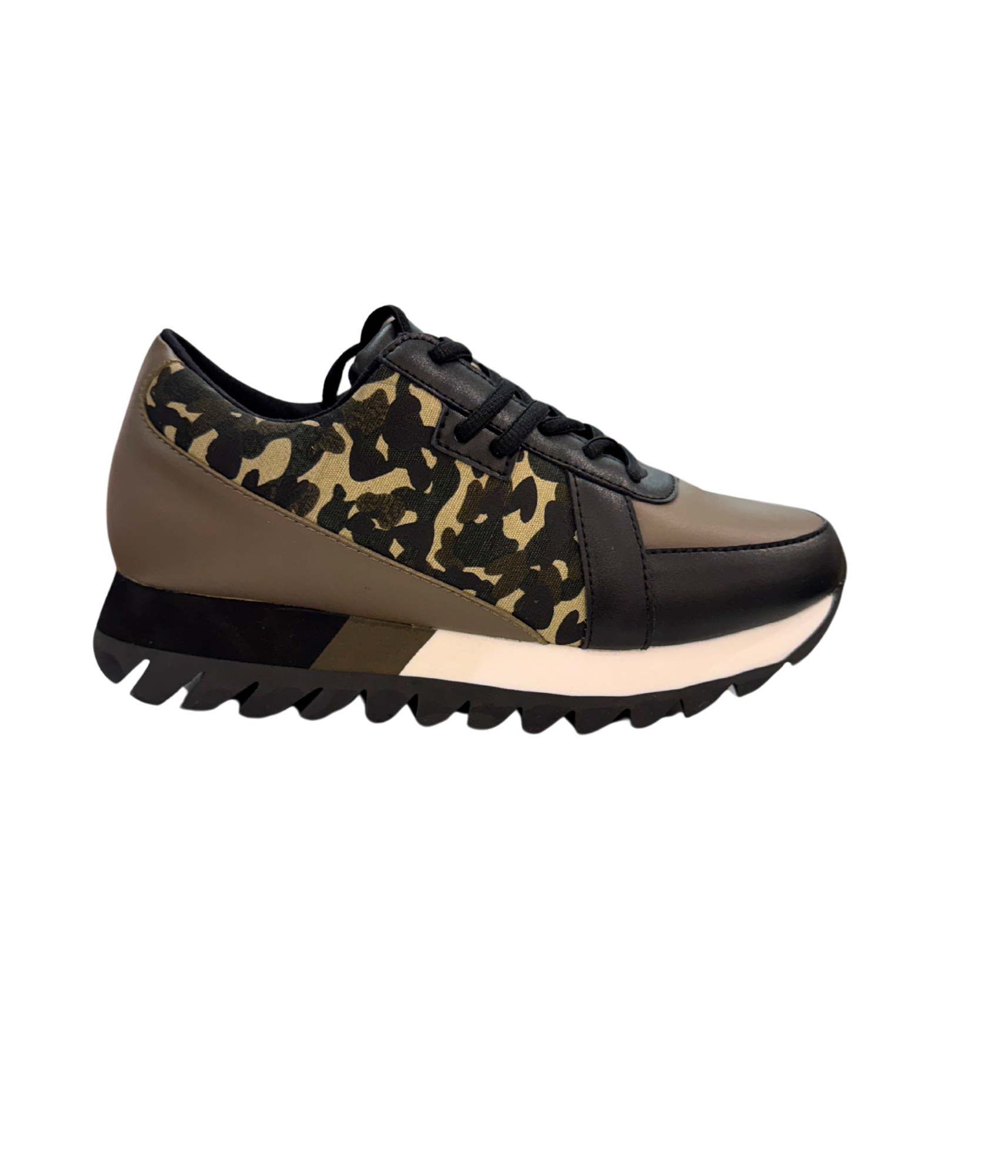 Camo platform, faux leather, ultra comfort footbed, lightweight sneaker