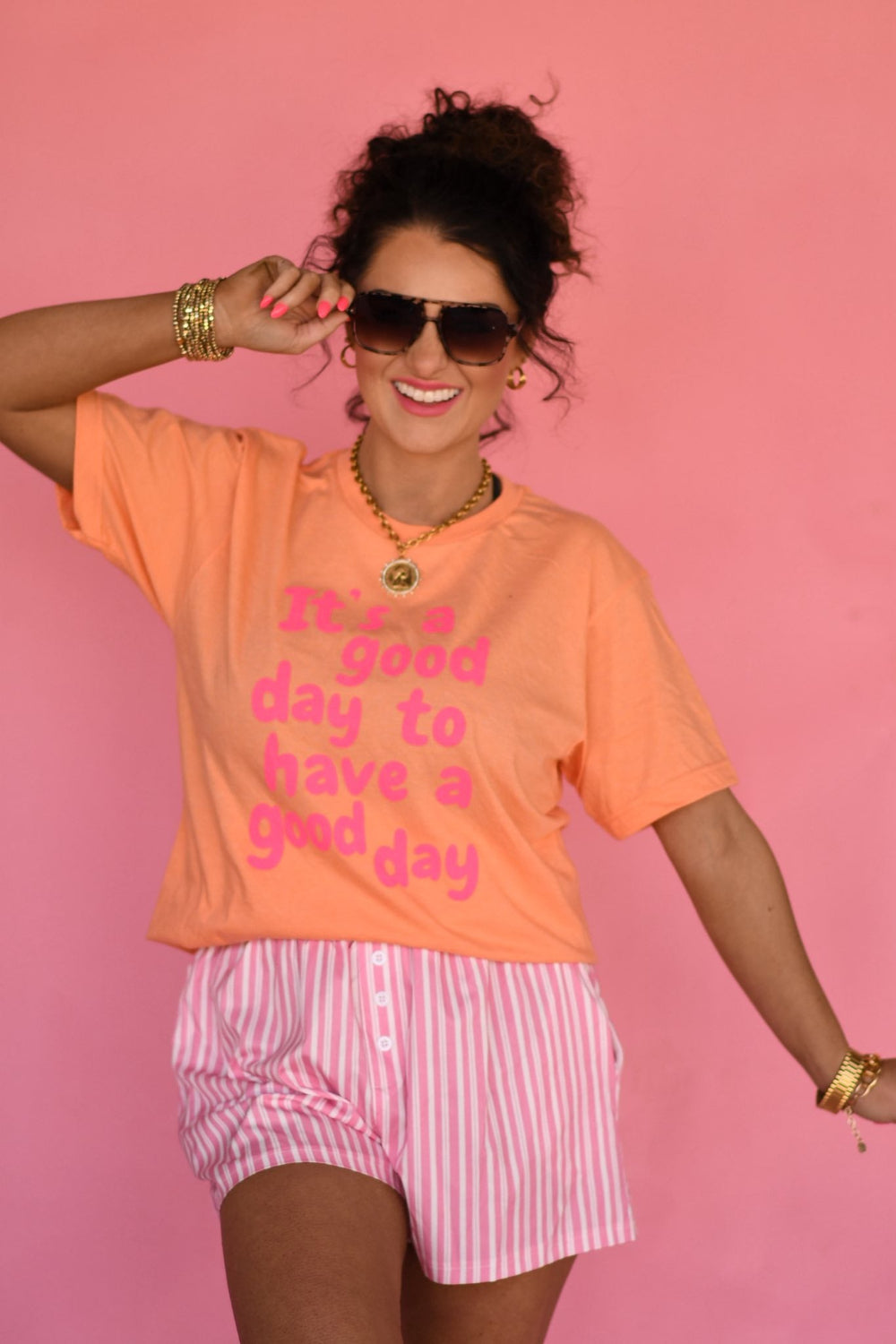Peach It’s a Good Day to Have a Good Day graphic tee