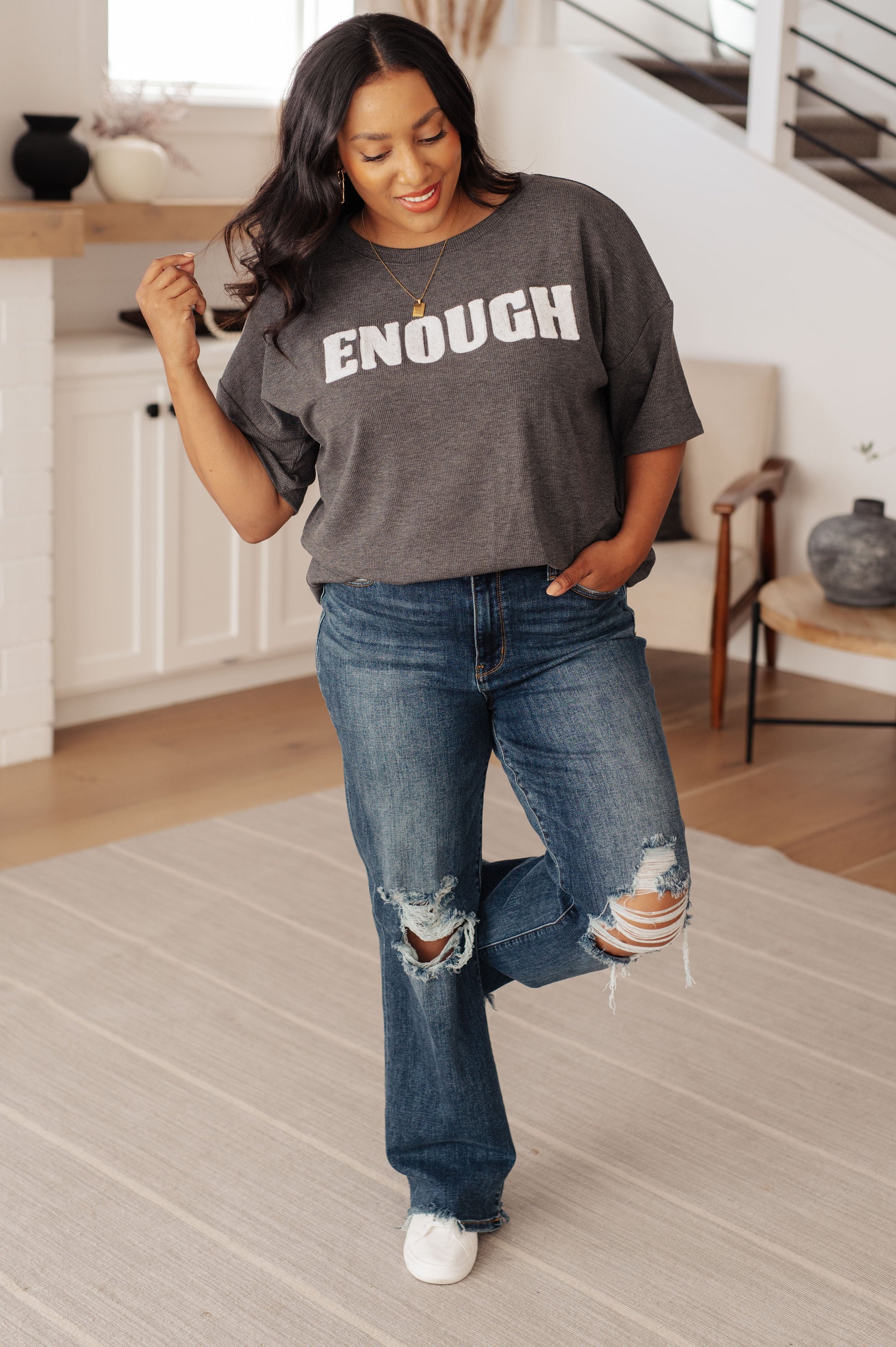 Mid-Weight Jersey Knit
Ribbed
Round Neckline
Drop Shoulder
Textured Contrast
93% Polyester, 7% Spandex
True to Size short sleeve top in Charcoal Grey