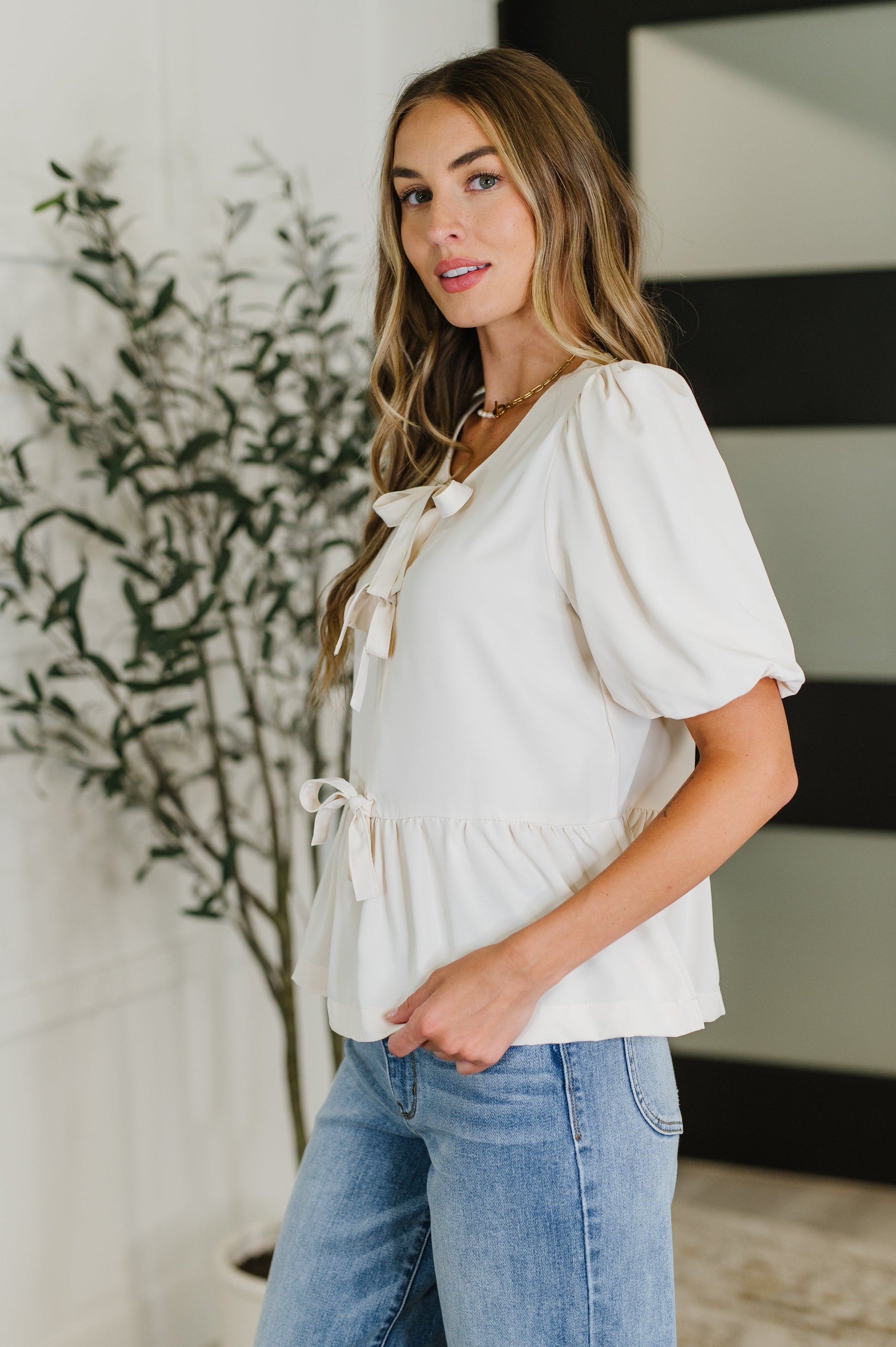  Balloon Sleeve Bow Blouse in Ivory