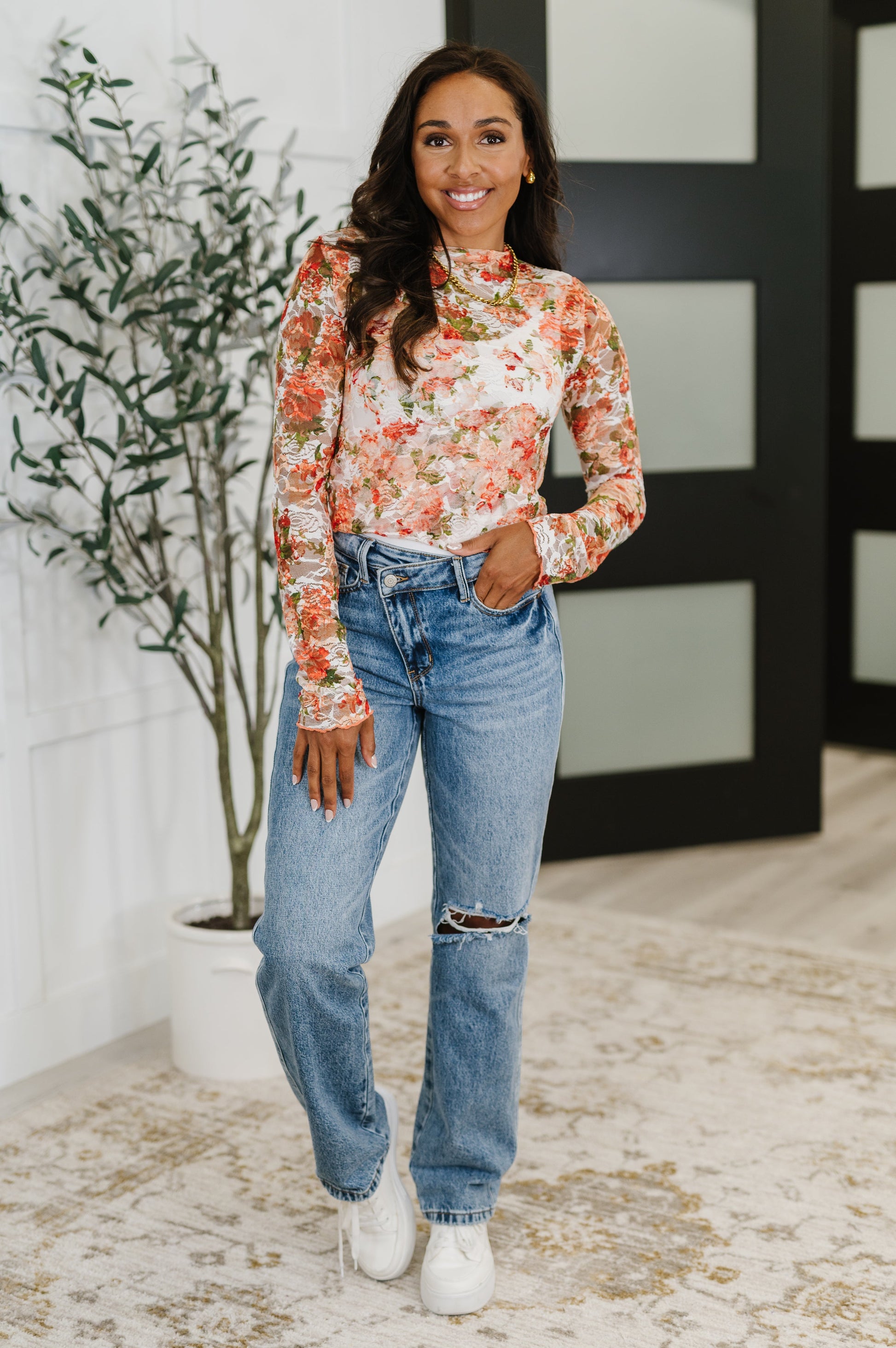floral long-sleeve top 
Elastic Lace
High Stretch
High Neck Line
Long Sleeve
Lettuce Hem
Sheer
92% Polyester, 8% Spandex
True to Size
