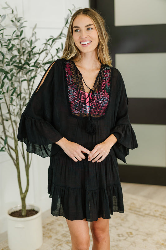 Black Sheer Lightweight Woven Swim Cover Up
No-Stretch
V-Neckline
Functional Neck Tie
Lace Details
Shoulder Cutout
Tiered
Ruffle Sleeve Cuff
100% Polyester
True to Size