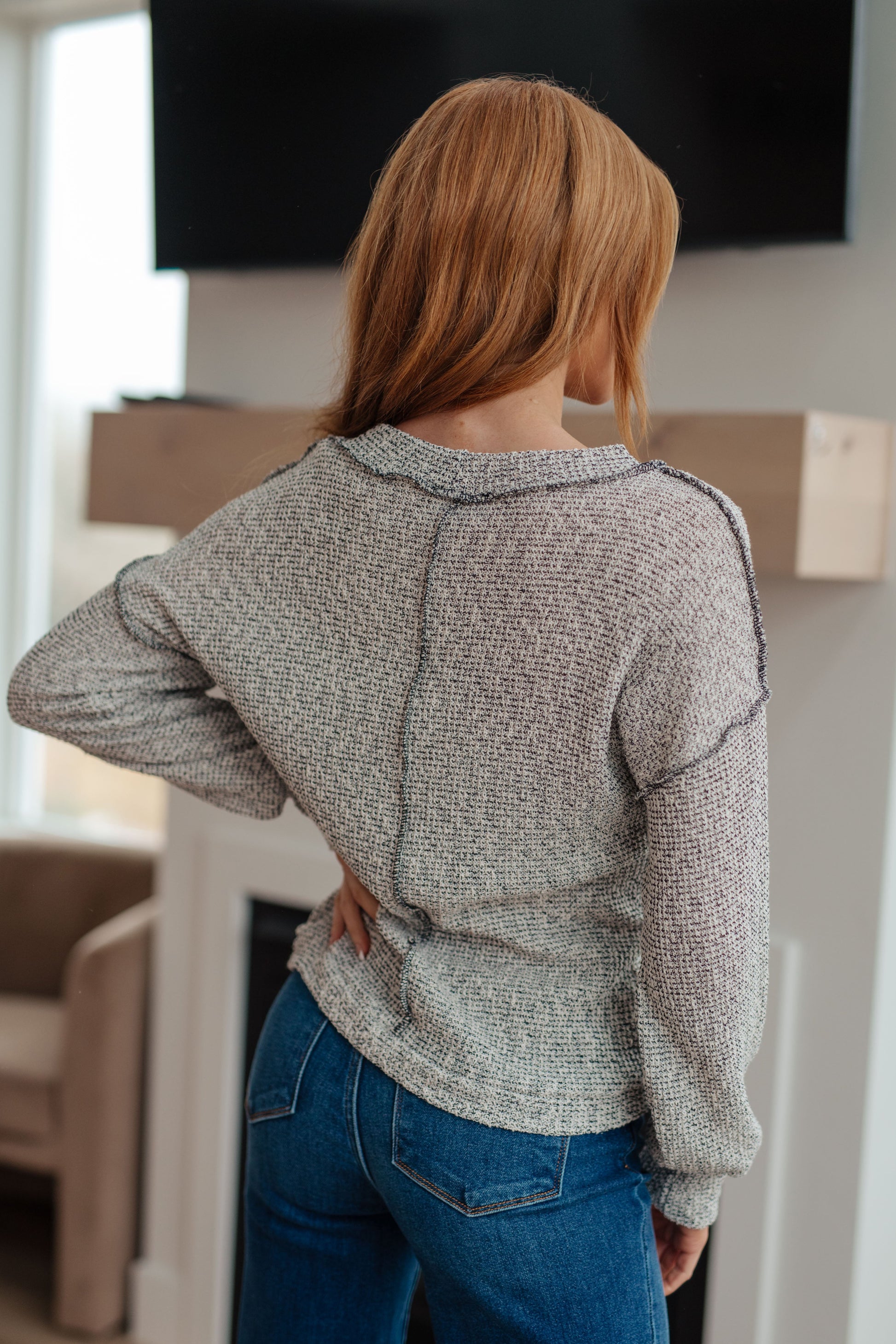 Long sleeve Lightweight Waffle Knit sweater by Shopin LA
Round Neckline
Dropped Shoulder
Exposed Seams
Slim Fit
47% Cotton, 51% Polyester, 2% Spandex
True to Size