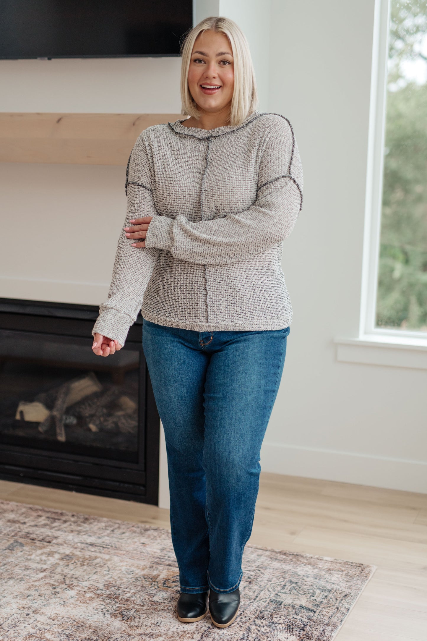 Long sleeve Lightweight Waffle Knit sweater by Shopin LA
Round Neckline
Dropped Shoulder
Exposed Seams
Slim Fit
47% Cotton, 51% Polyester, 2% Spandex
True to Size