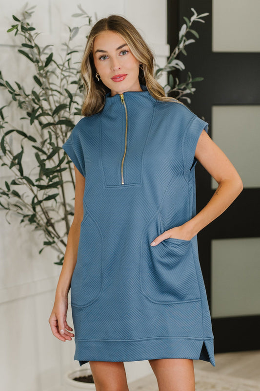 Jacquard Textured Knit Dress in Dusty Blue by Zenana
Stretch
High Neckline
Half Front Zipper Closure
Gold Hardware
Banded Sleeve Cuff
Functional Front Patch Pockets
Banded Hemline
Side Slits
95% Polyester, 5% Spandex
True to Size