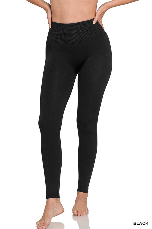 High Waist Leggings in Black