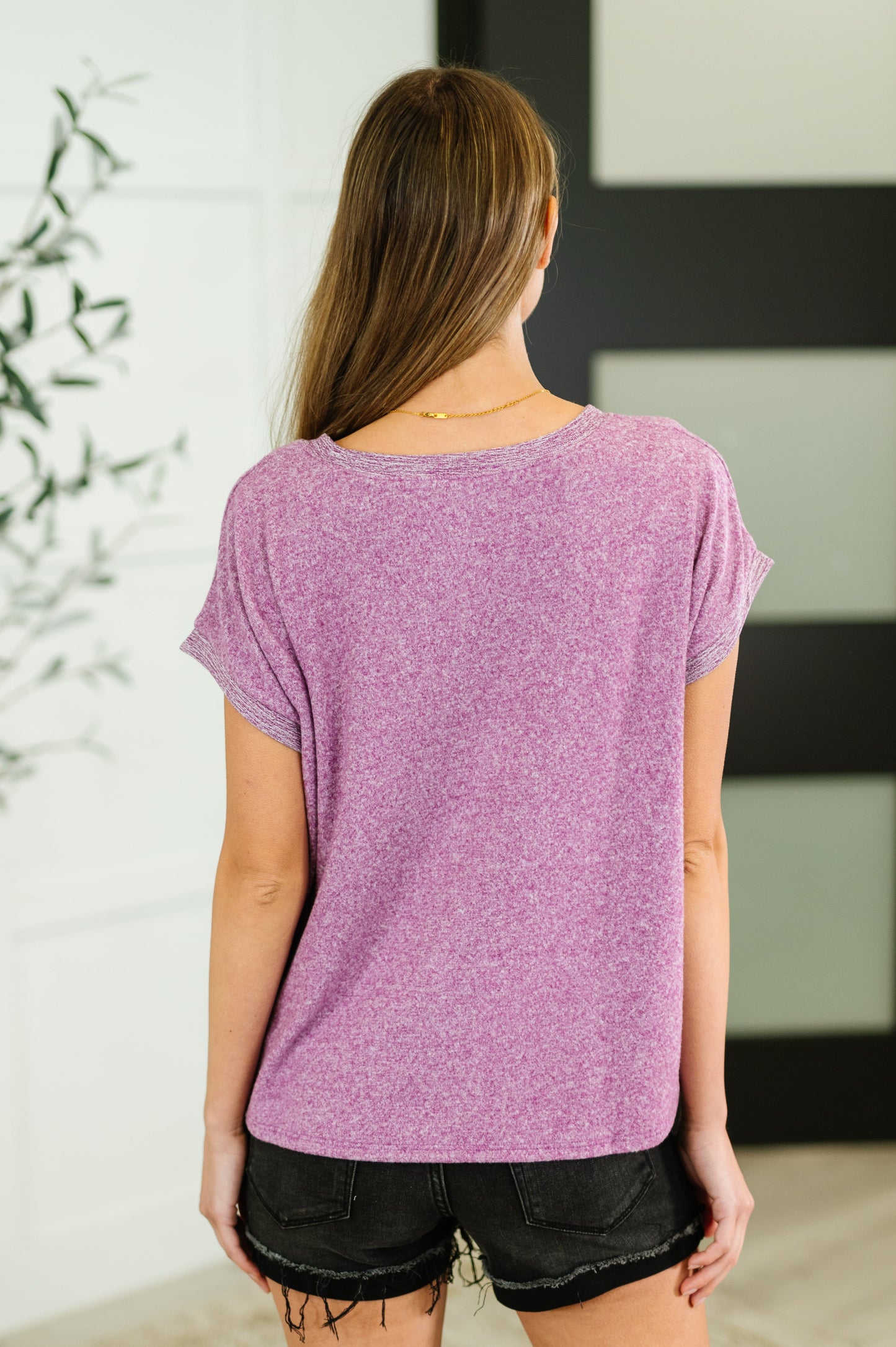 Heathered short sleeve Basic Tee in Light Plum