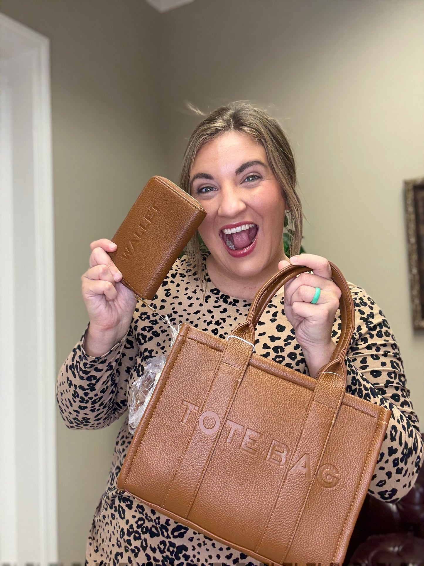 The Aria Bag with Wallet