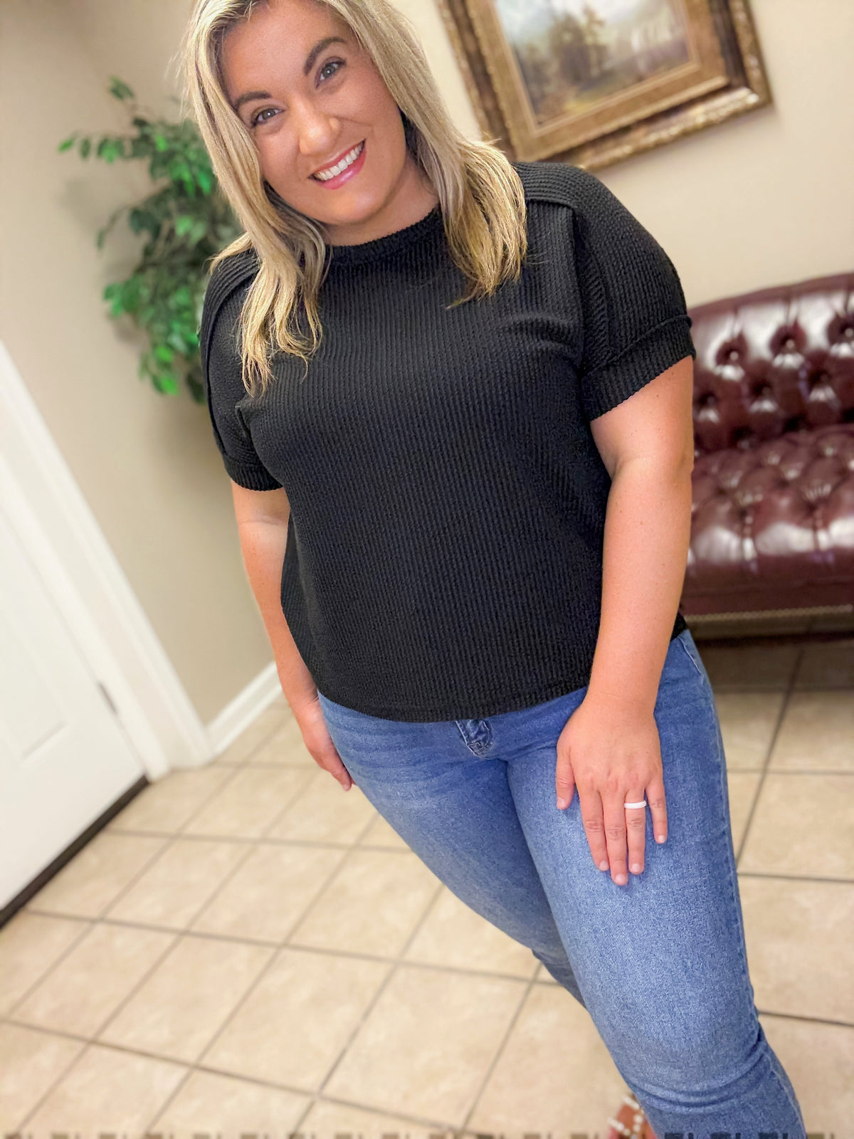 Corded Rib Corded Rib Cuff Sleeve Raw Edge Top In Black – CADY MAE'S BOUTIQUE