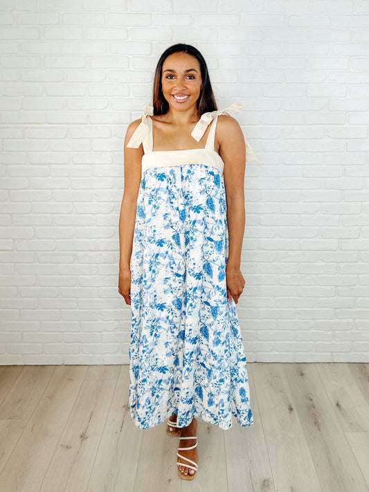 Blue floral Square Neck Dress
Eyelet Knit
Square Neckline
Banded, Neckline Layer
Functional Shoulder Ties
Halfway Lined
White Zipper Closure
Self: 50% Polyester, 50% Cotton
Contrast: 100% Cotton
Lining: 100% Rayon
True to Size