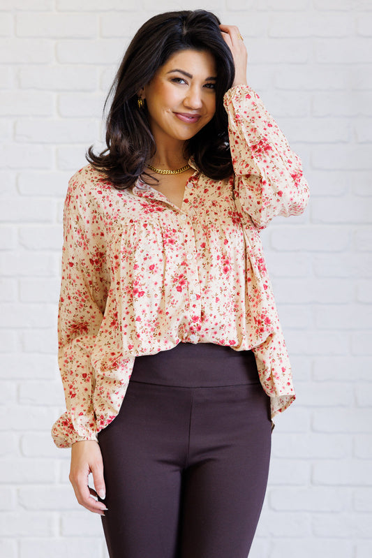Long sleeve floral button down by Andree by Unit
Poplin Woven
Collared Neckline
Full Front Button Closures
Balloon Sleeve
Cased Elastic Sleeve Cuff
Ruffle Details
100% Rayon
True to Size