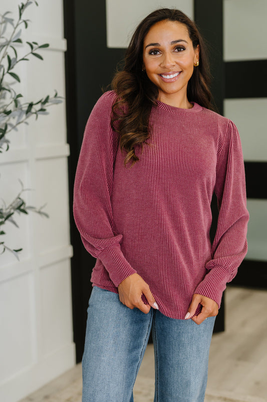 Balloon long sleeve 
Cable Ribbed Knit Top in Wine
High Stretch
Banded Round Neckline
Balloon Sleeve
Exaggerated, Banded Sleeve Cuff
76% Polyester, 21% Rayon, 3% Spandex
True to Size