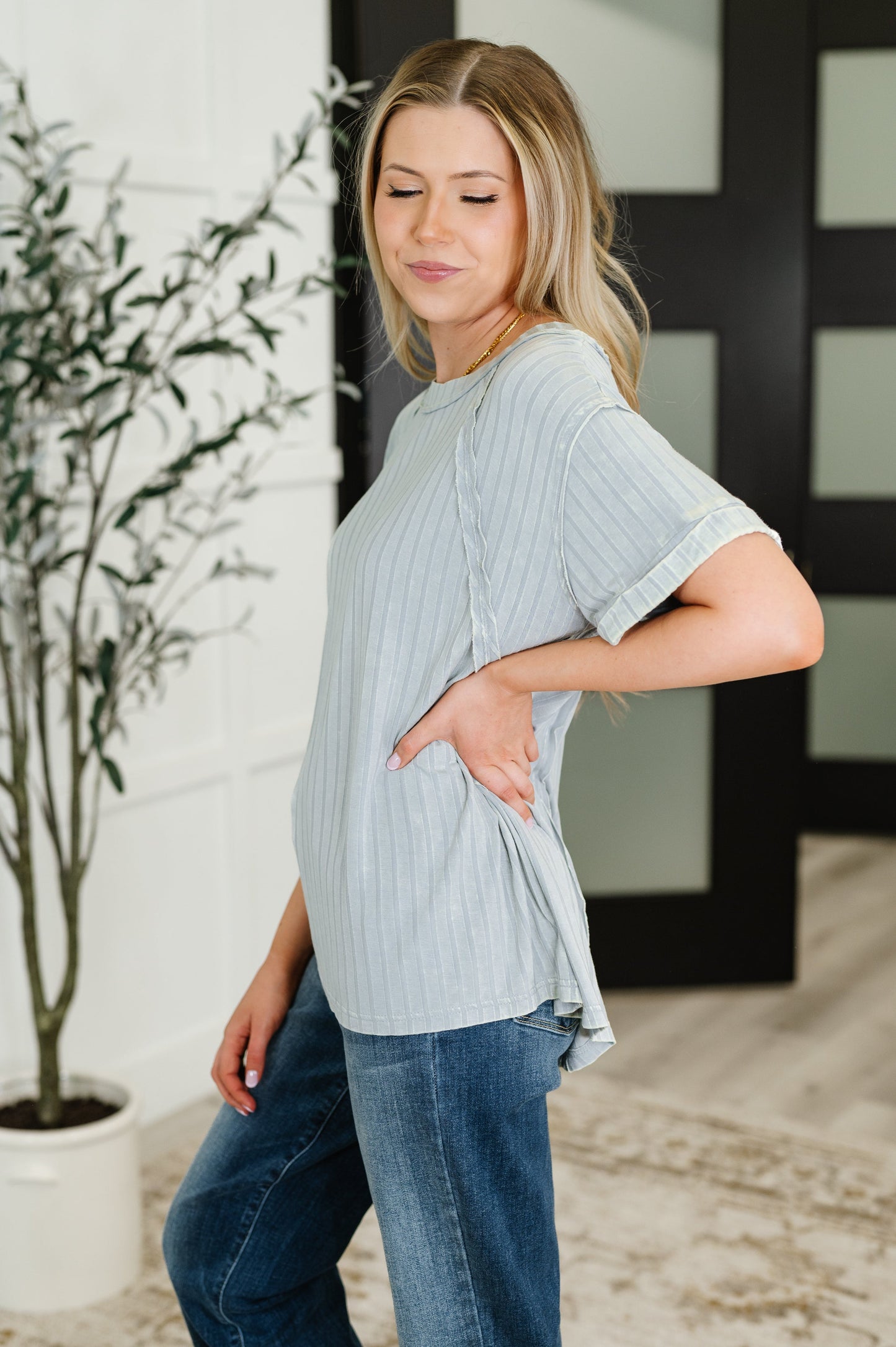 Light Grey mineral washed top by Zenana
Ribbed Knit
High Stretch
Banded Round Neckline
Raglan Sleeve
Cuffed and Tacked Sleeve Cuff
Exposed Seam Details
95% Polyester, 5% Spandex
True to Size