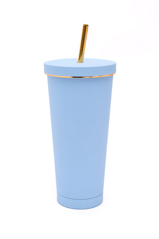 Total Eclipse Tumbler in Sky Blue
Double Layer 304 Stainless Steel
Gold Colored Accents &amp; Straw
Straw Cleaning Brush Included
25 oz
10.1 x 6.8 x 20.5cm