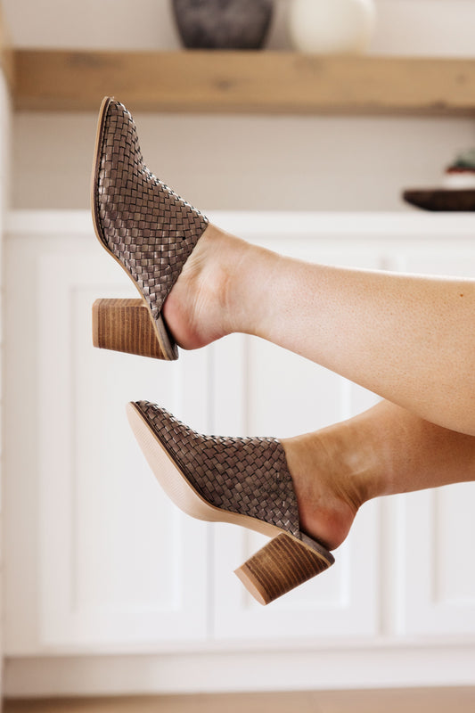 Brown Woven Mules by Corky's
Vegan Leather
Cushioned Sole
EVA Block Heel
Rubber Sole
3” Wedge
True to Size, 1/2 Size Narrow Foot Size Down, 1/2 Size Reg/Wide Foot Size Up