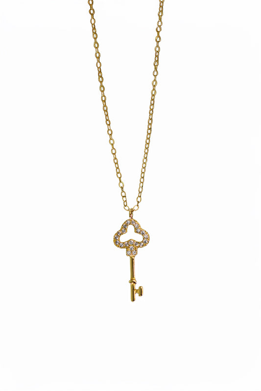 Key pendant necklace