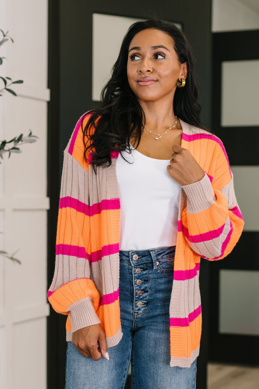 Light-Mid Weight Sweater-knit cardigan
Open Front
Drop Shoulder
Ribbed Hem
Banded, Ribbed Sleeve Cuff
100% Acrylic
True to Size