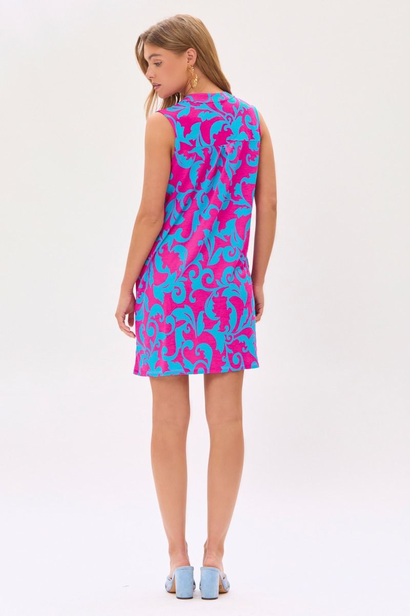Bulgari Fabric, wrinkle free
V-Neckline
Side Pockets
96% Polyester, 4% Spandex
True to Size Dress by Dear Scarlett